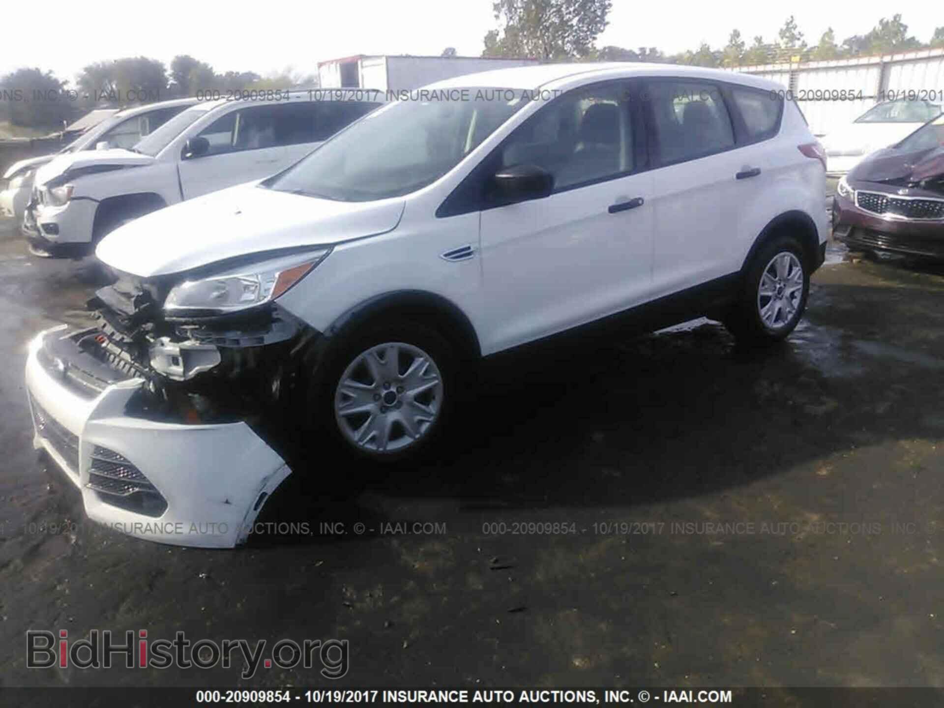 2015 Ford Escape - VIN: 1FMCU0F75FUB36420 - Photo 2