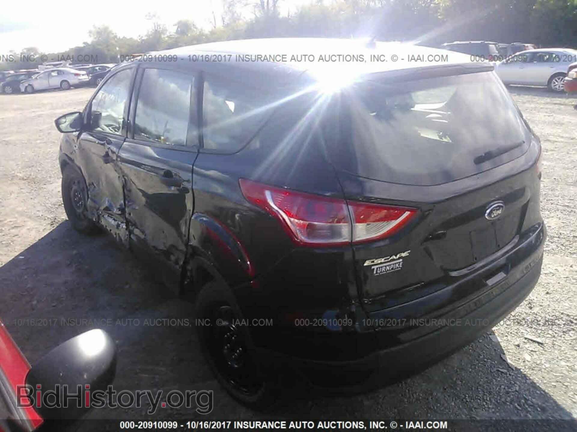 2013 Ford Escape - VIN: 1FMCU0F70DUC21842 - Photo 3