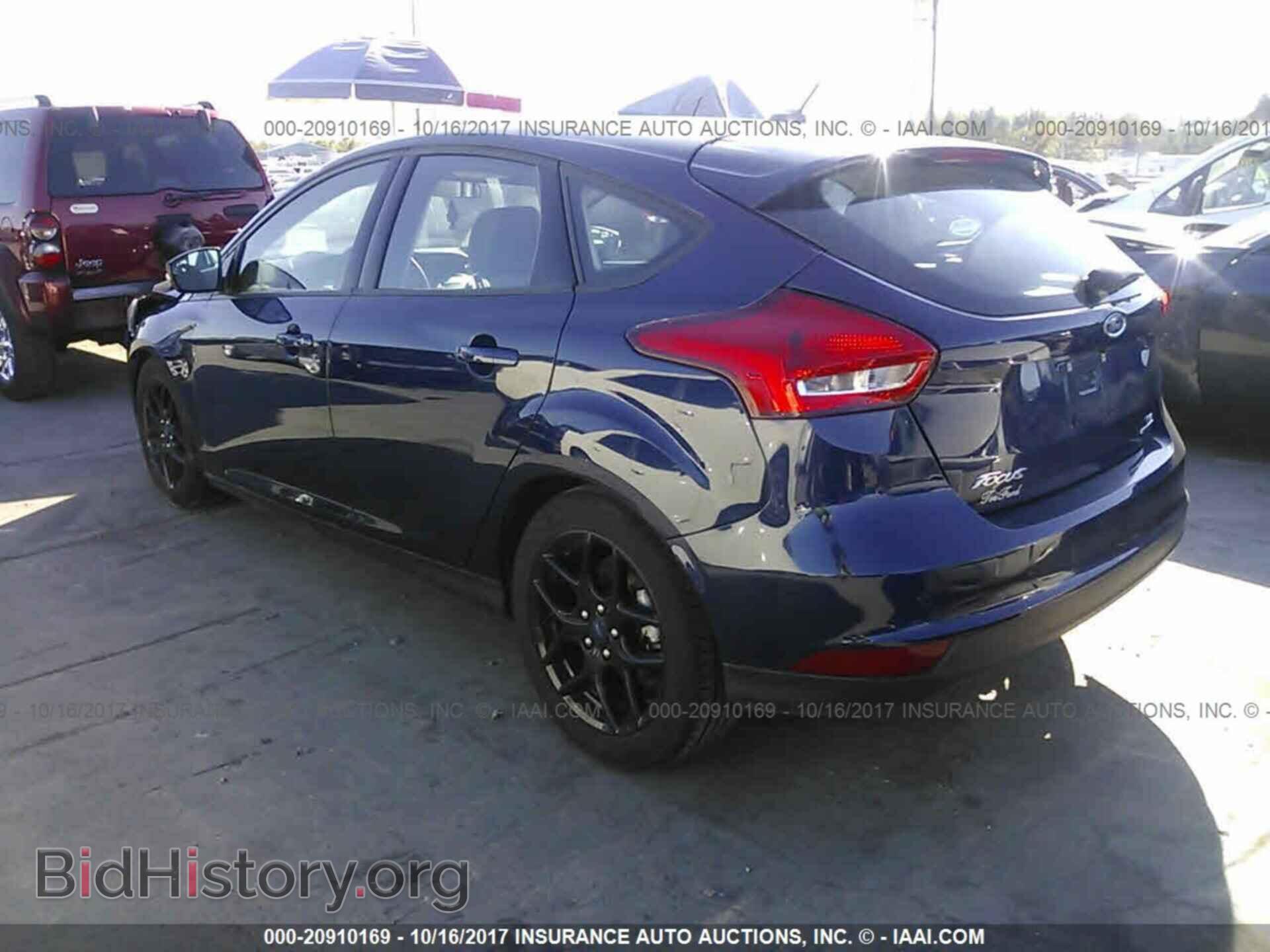 2016 Ford Focus - VIN: 1FADP3K28GL325992 - Фото 3