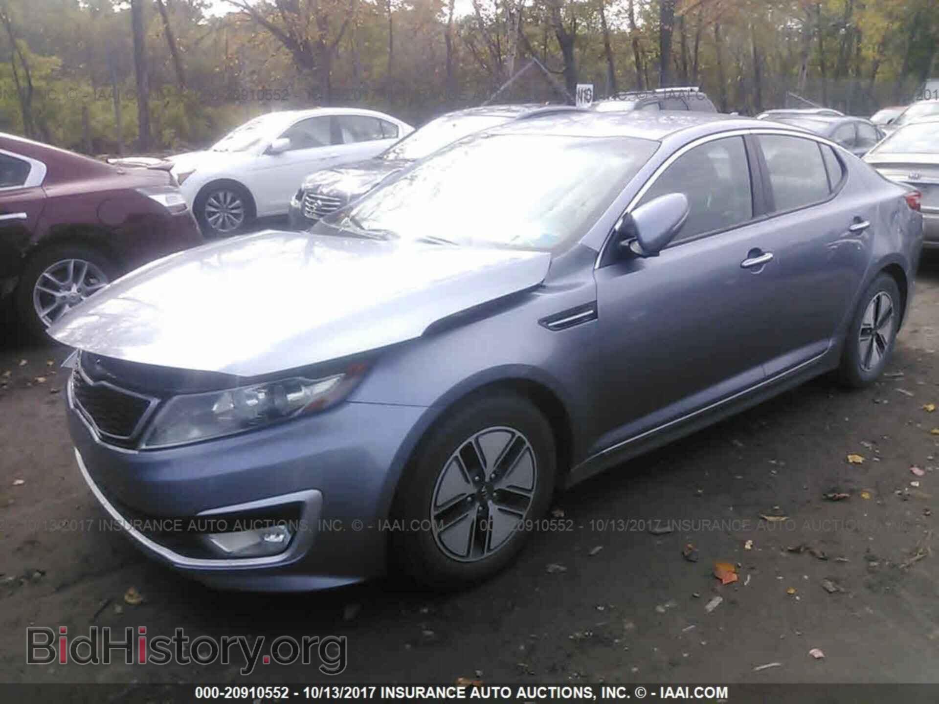 2011 Kia Optima - VIN: KNAGM4AD5B5008030 - Photo 2