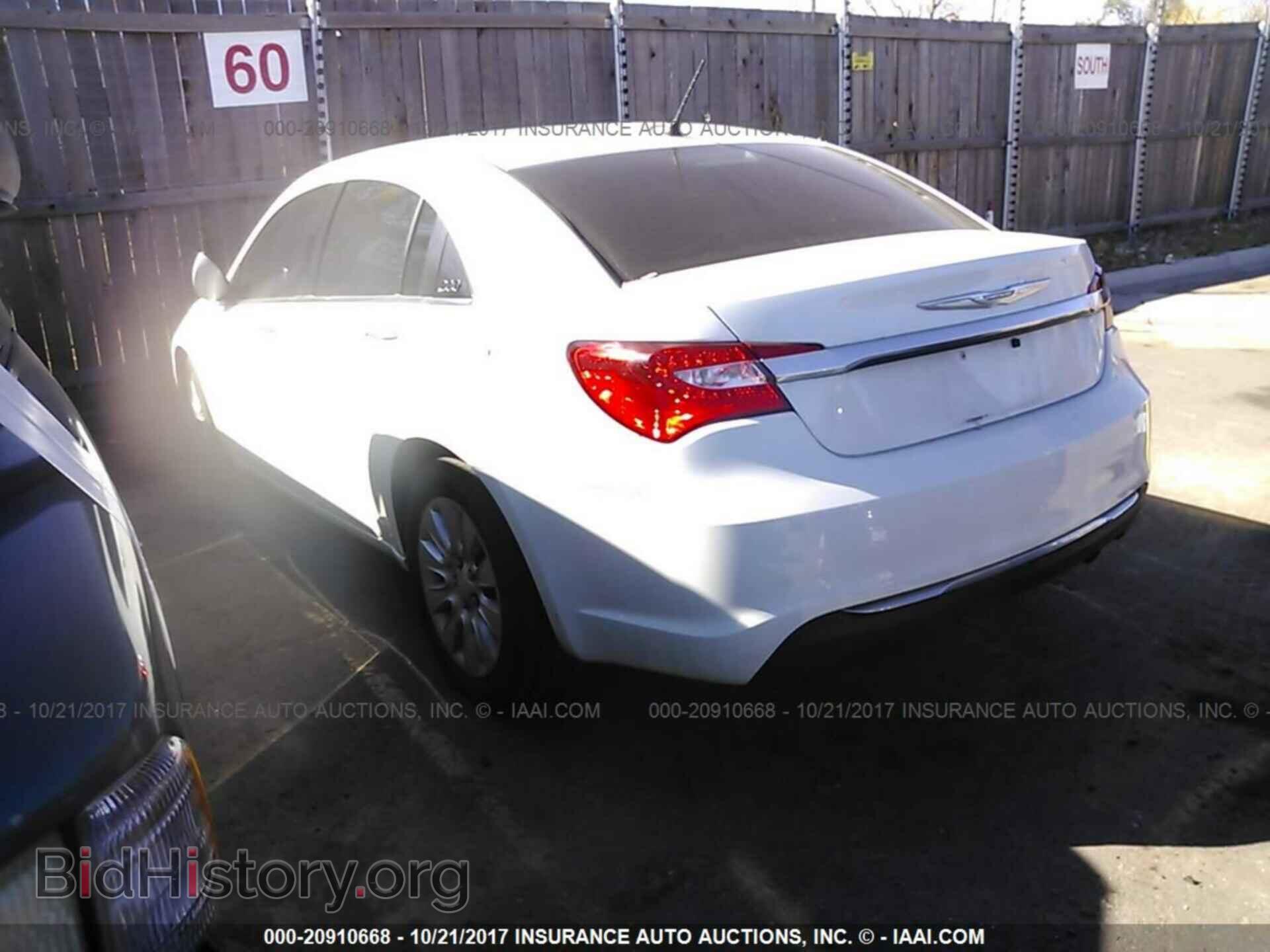 2012 Chrysler 200 - VIN: 1C3CCBAB6CN320158 - Фото 3