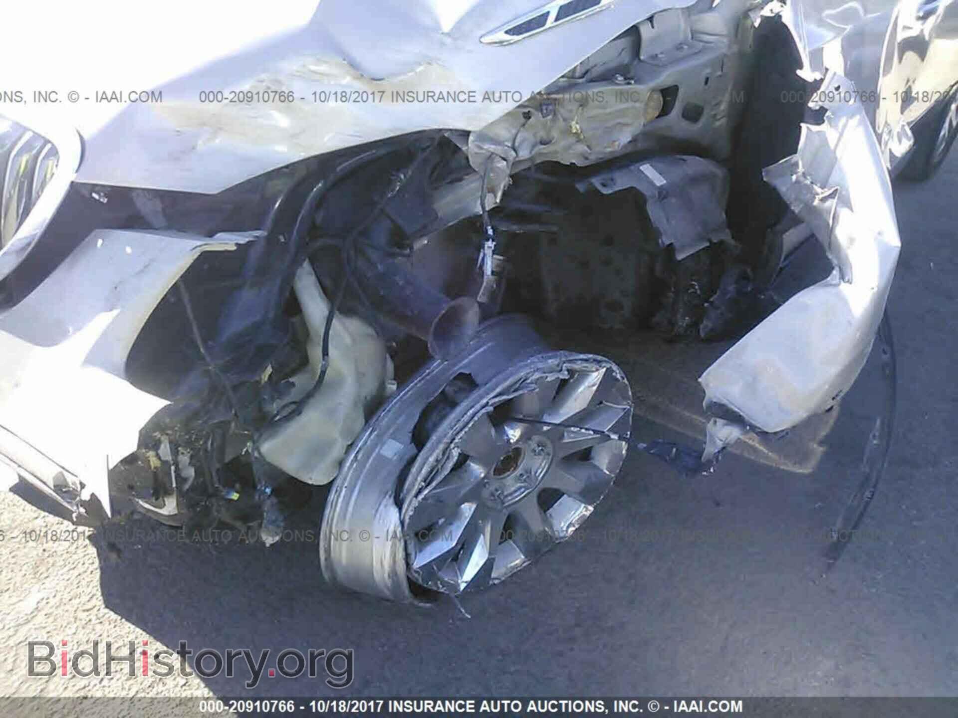 2012 Buick Enclave - VIN: 5GAKRDEDXCJ217427 - Photo 6
