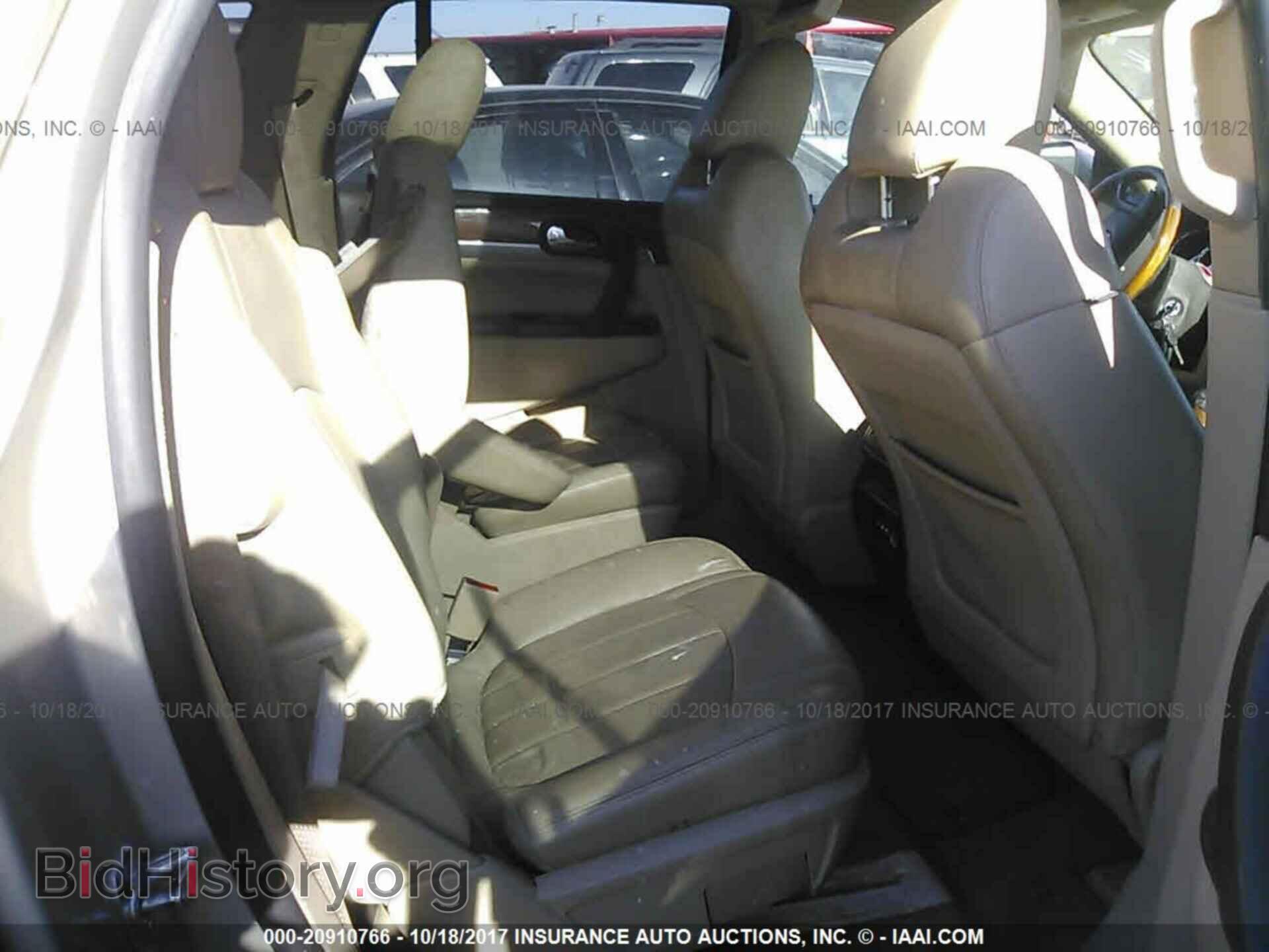 2012 Buick Enclave - VIN: 5GAKRDEDXCJ217427 - Photo 8