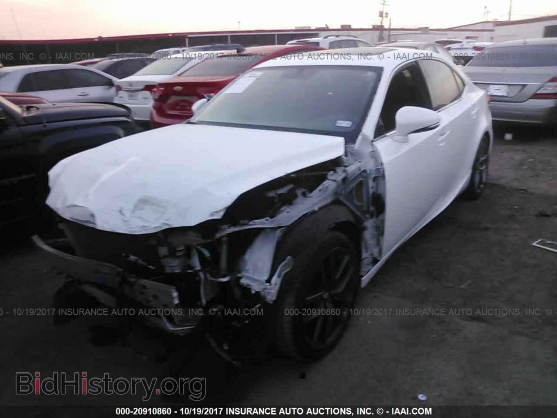 2014 Lexus Is - VIN: JTHBF1D26E5032243 - Photo 2