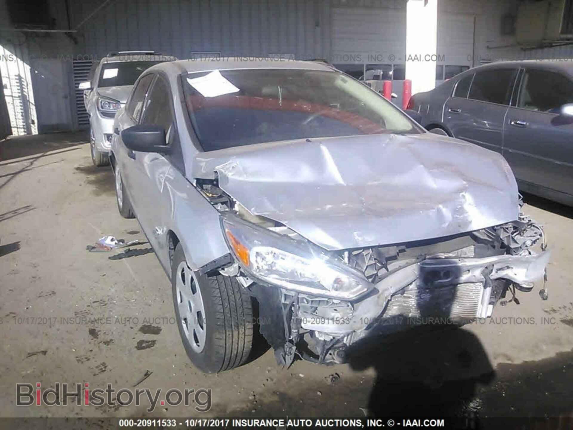 2016 Ford Focus - VIN: 1FADP3E21GL263055 - Photo 6