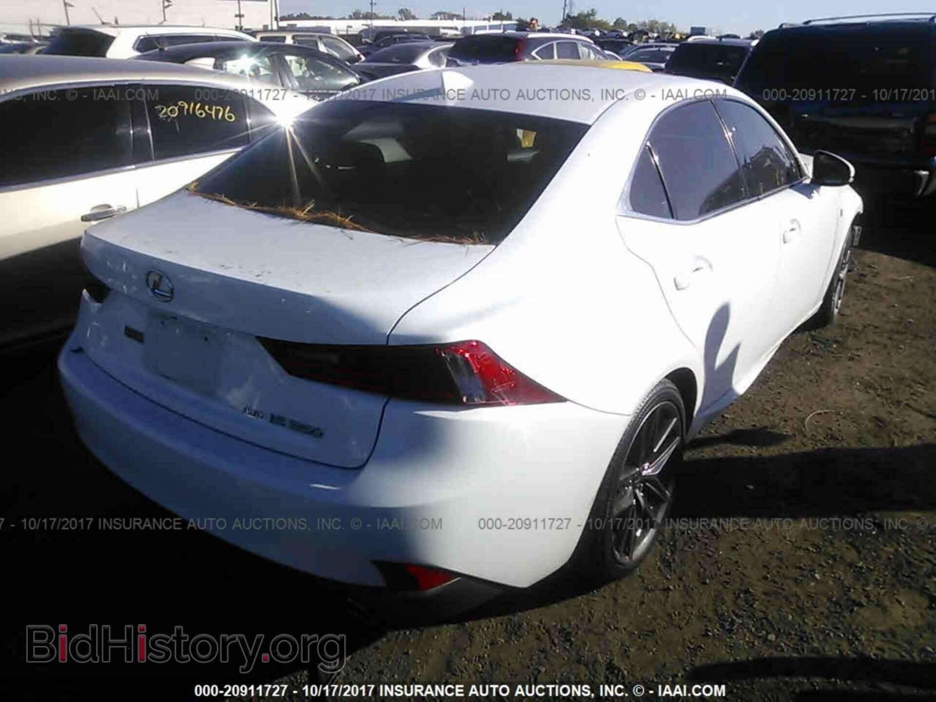 2014 Lexus Is - VIN: JTHCE1D22E5000400 - Photo 4