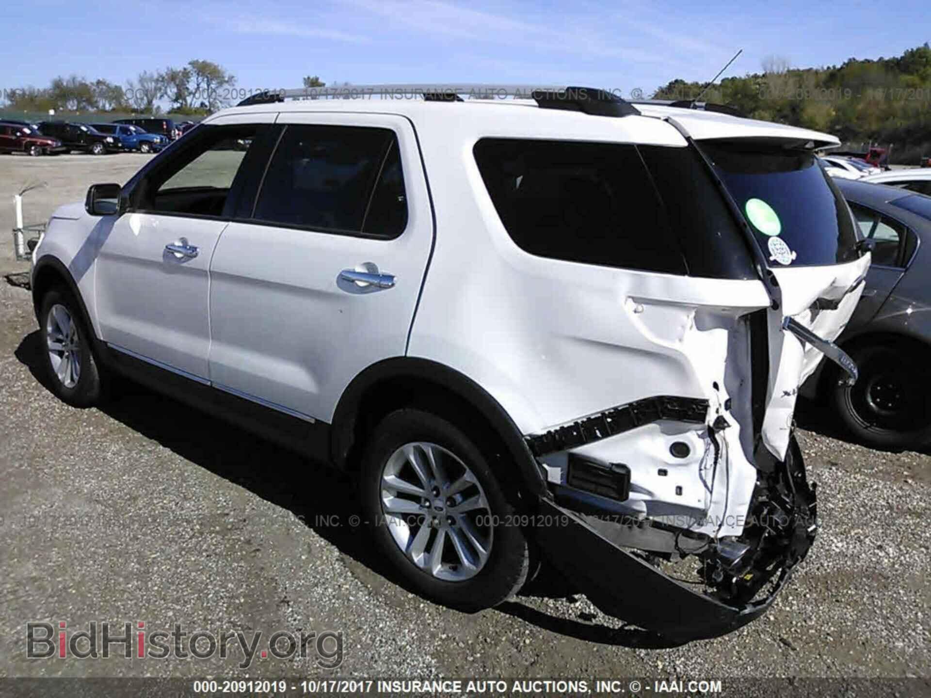 2014 Ford Explorer - VIN: 1FM5K8D82EGC21124 - Фото 3