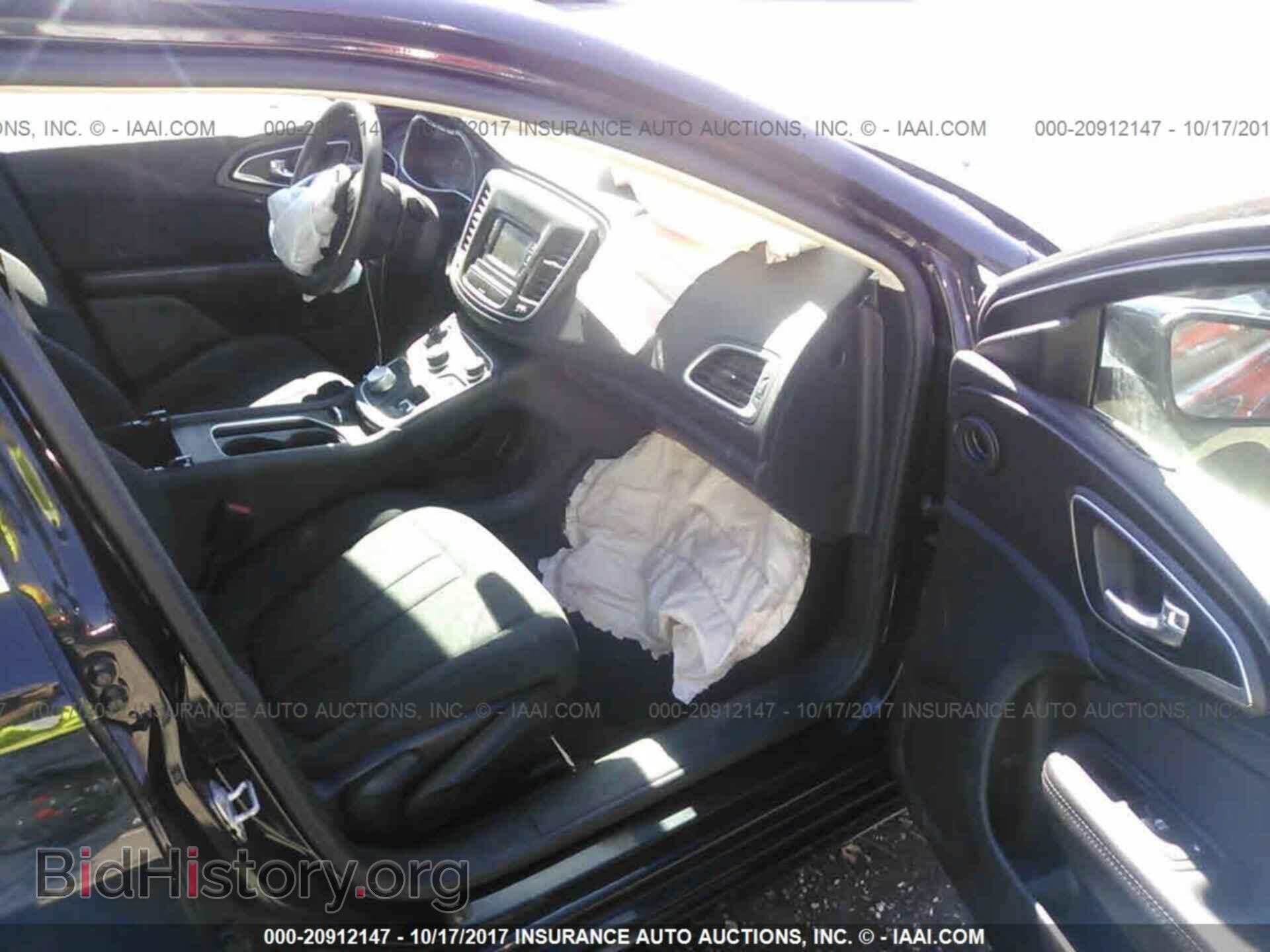 2015 Chrysler 200 - VIN: 1C3CCCAB6FN574219 - Photo 5