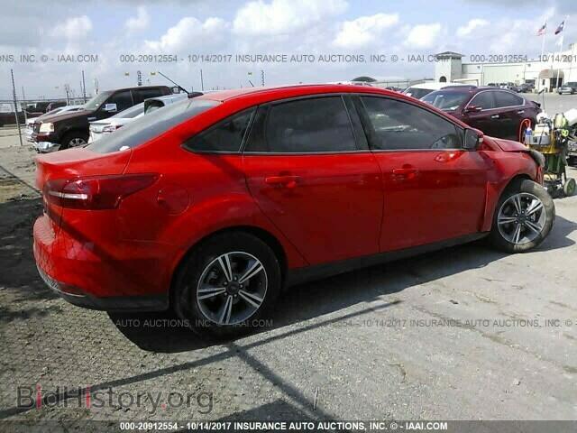 2017 Ford Focus - VIN: 1FADP3FE3HL276609 - Фото 4