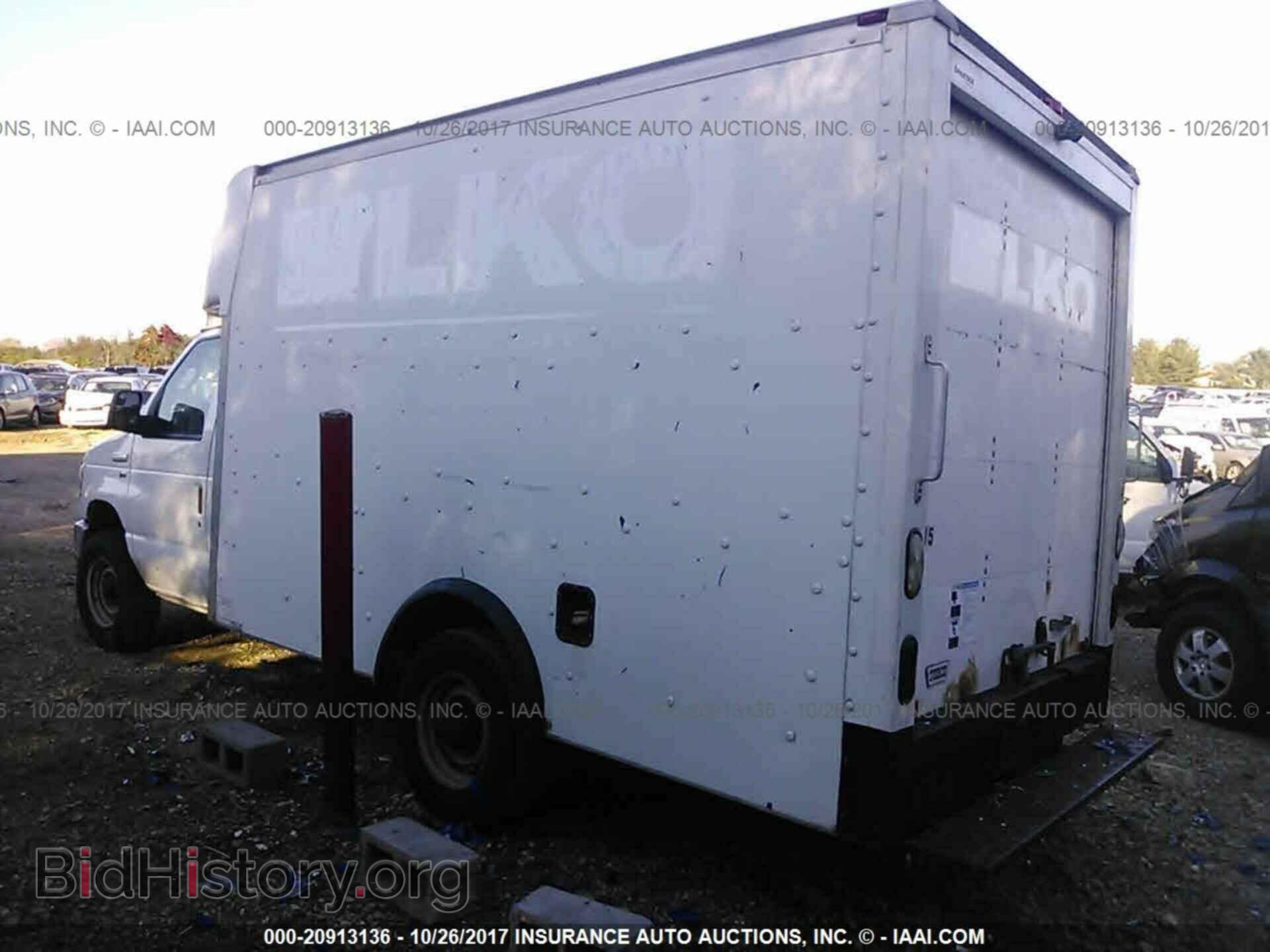 2011 Ford Econoline - VIN: 1FDSE3FL4BDA79970 - Фото 3