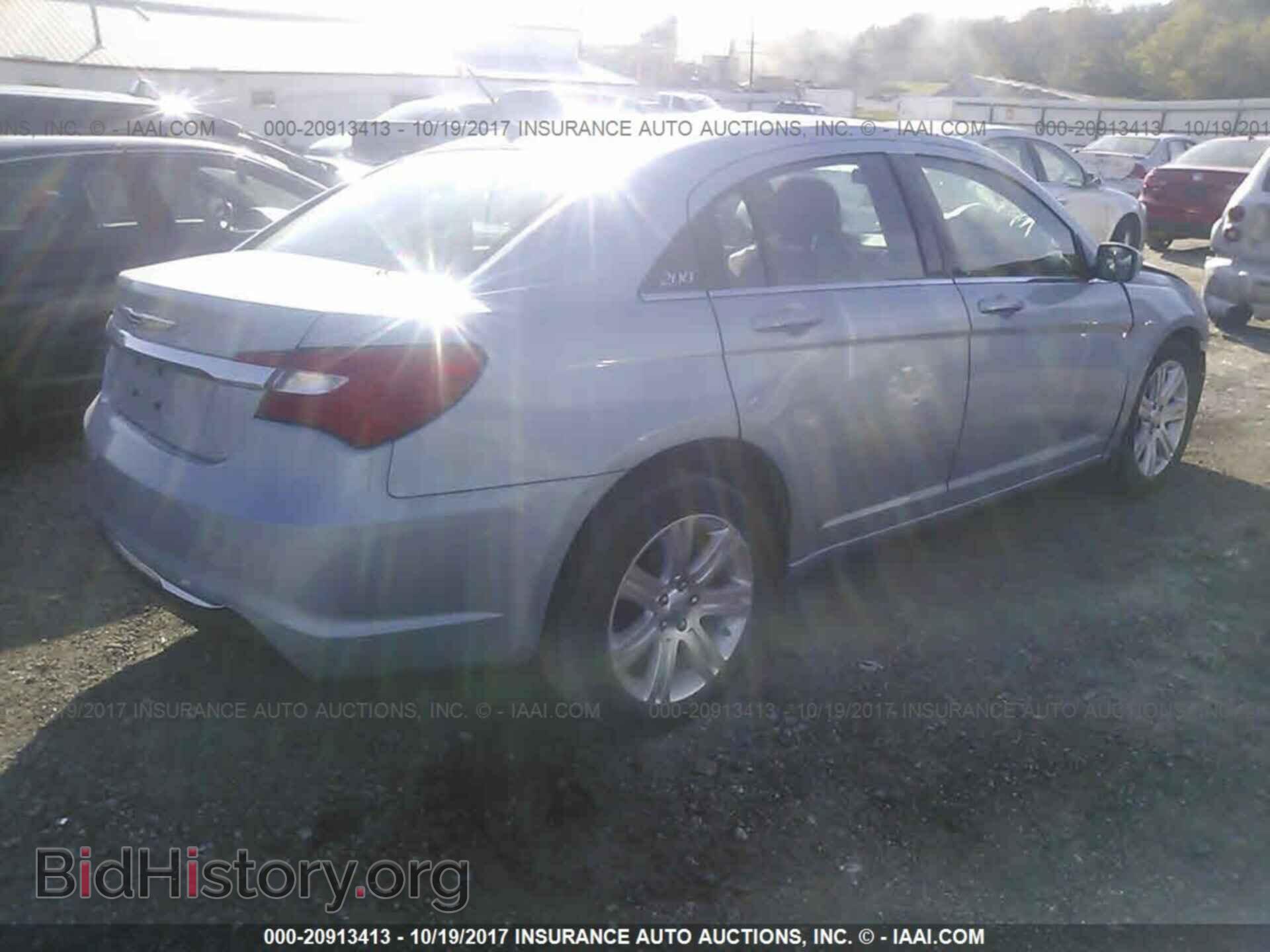 2013 Chrysler 200 - VIN: 1C3CCBBB5DN763868 - Photo 4
