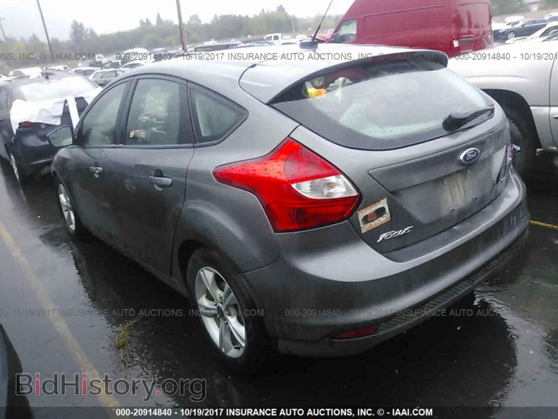2014 Ford Focus - VIN: 1FADP3K23EL433272 - Photo 3