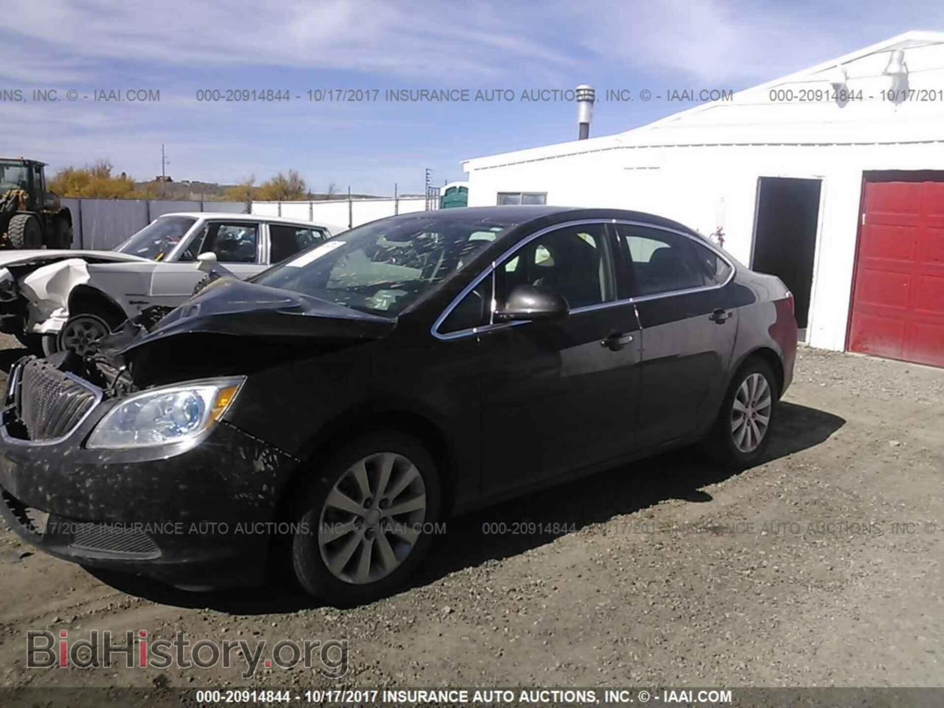 2015 Buick Verano - VIN: 1G4PP5SK9F4207070 - Фото 2
