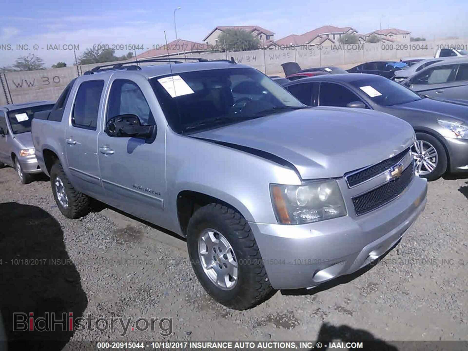 Photo 3GNMCEE07BG103811 - Chevrolet Avalanche 2011