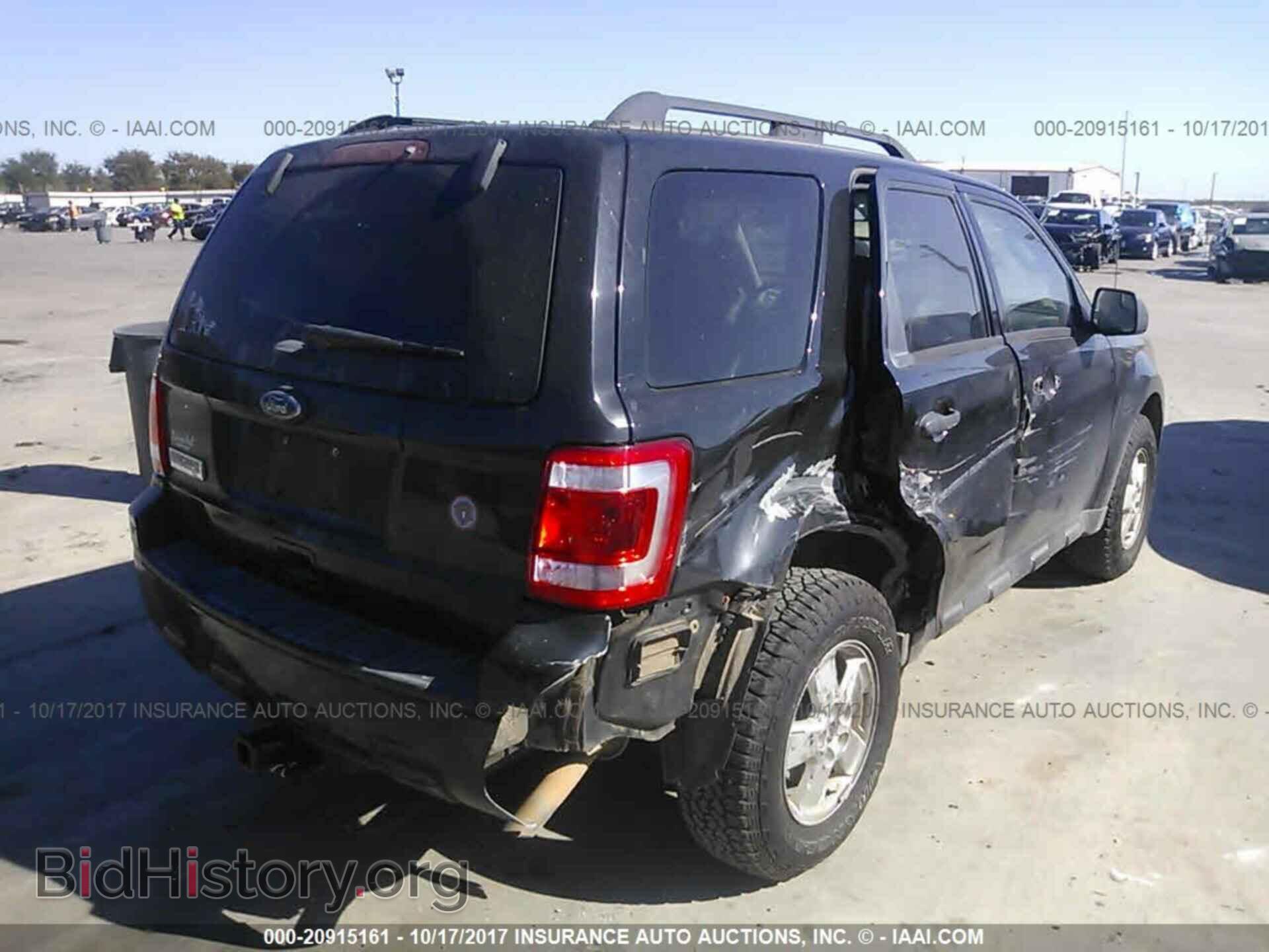 2011 Ford Escape - VIN: 1FMCU0D74BKB64928 - Фото 4