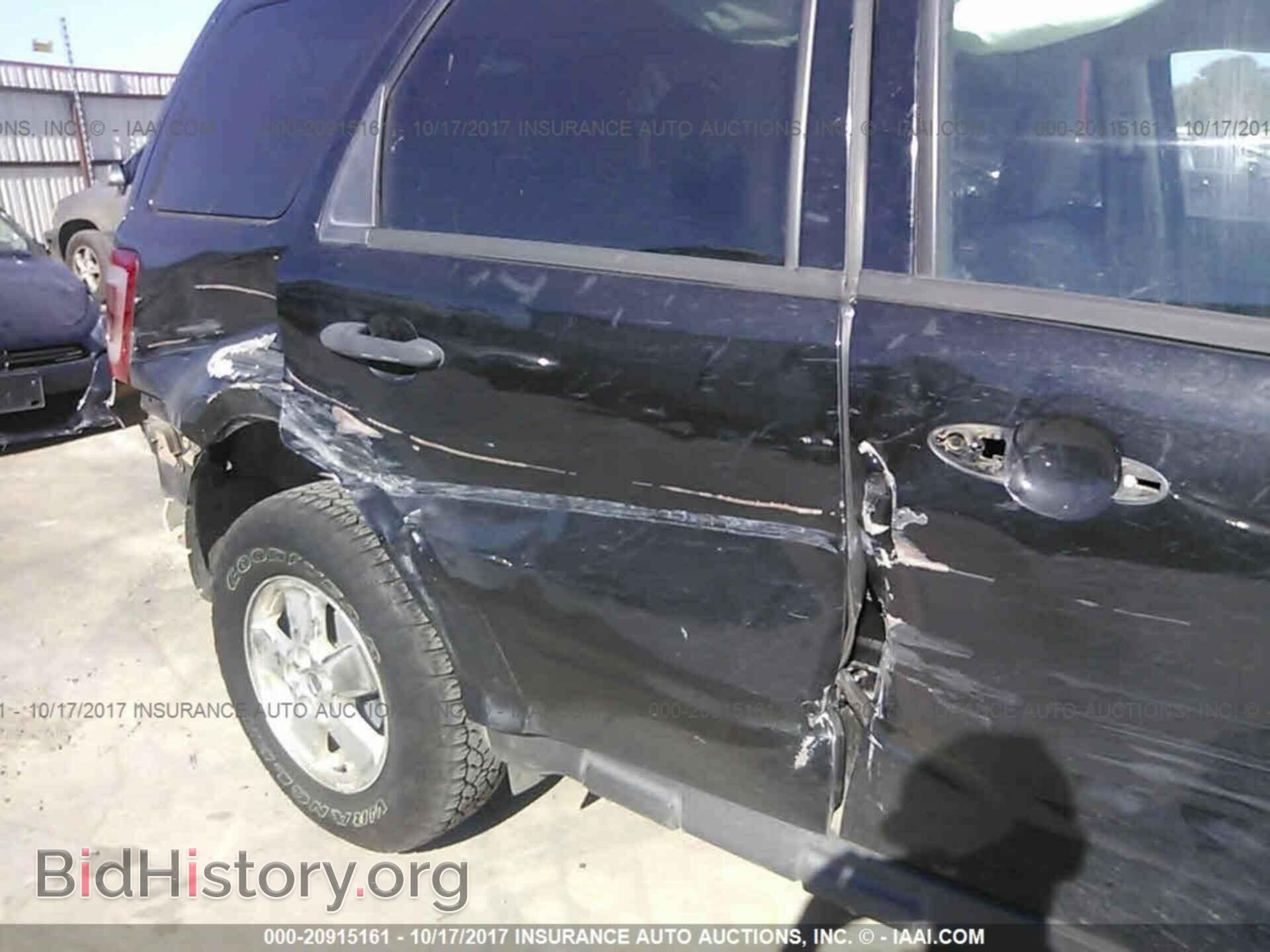 2011 Ford Escape - VIN: 1FMCU0D74BKB64928 - Фото 6