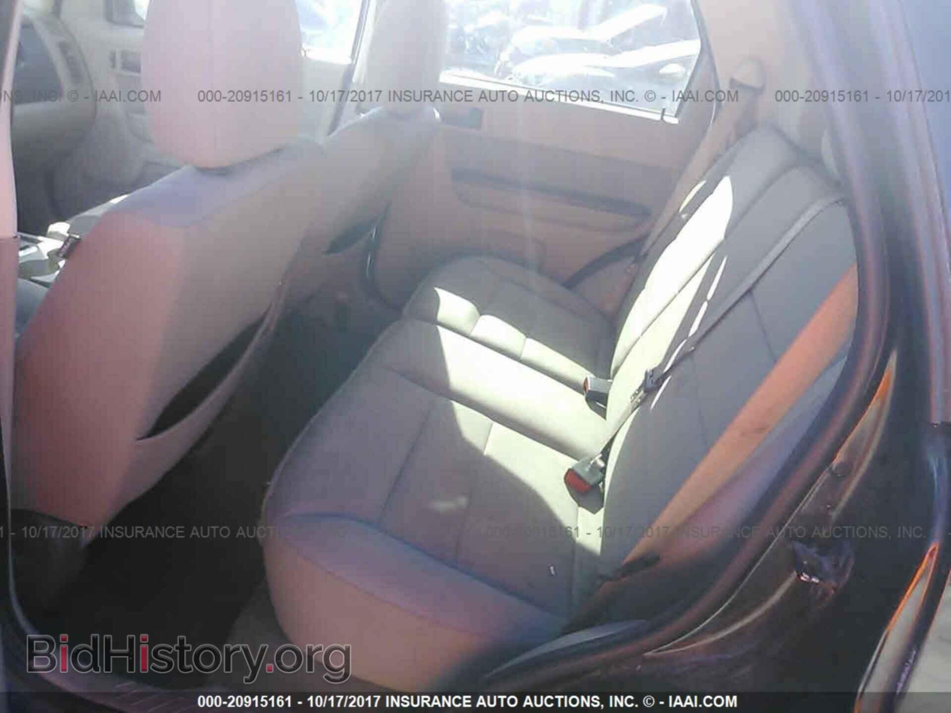2011 Ford Escape - VIN: 1FMCU0D74BKB64928 - Фото 8