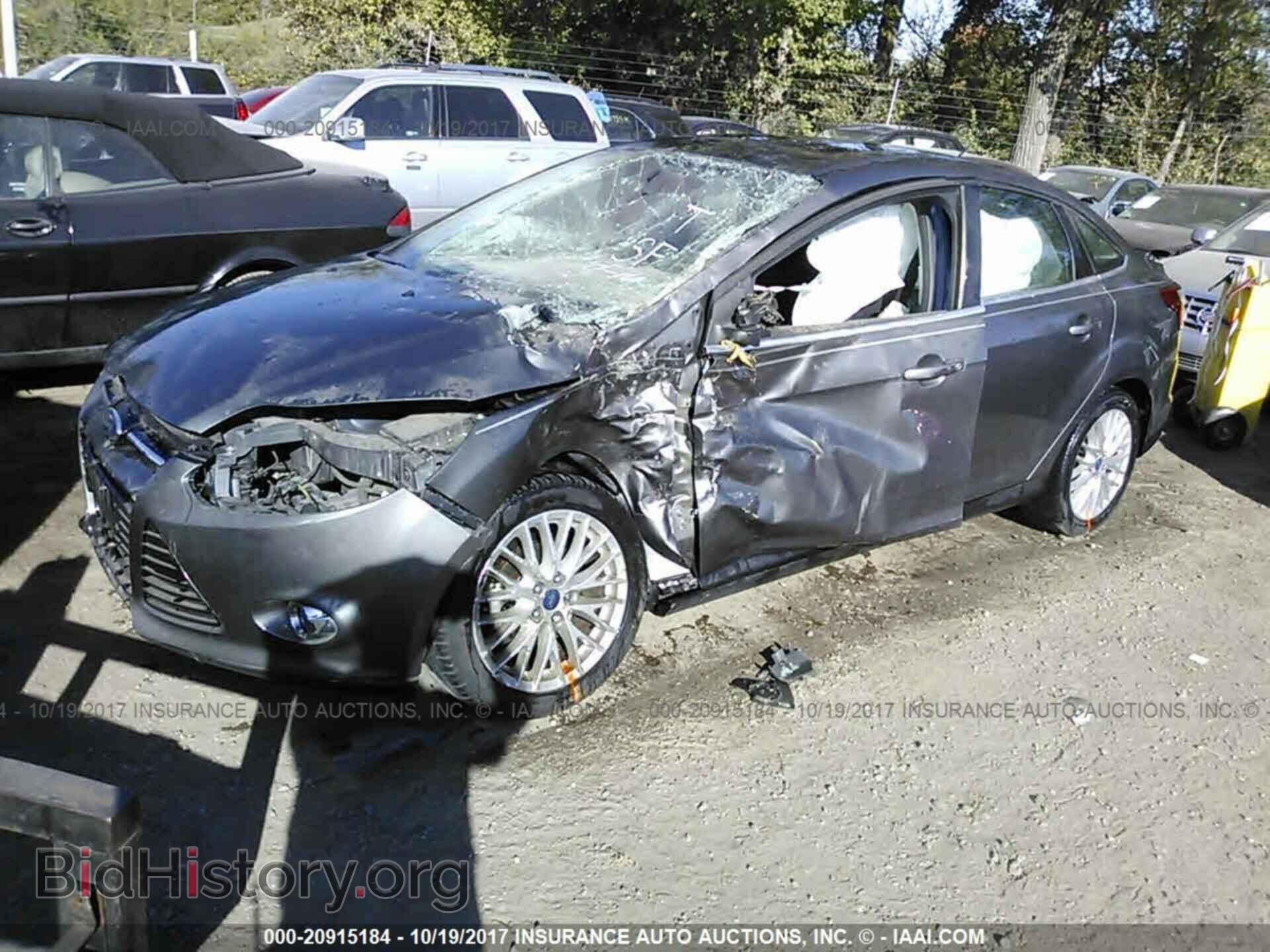 2012 Ford Focus - VIN: 1FAHP3H29CL206741 - Фото 2