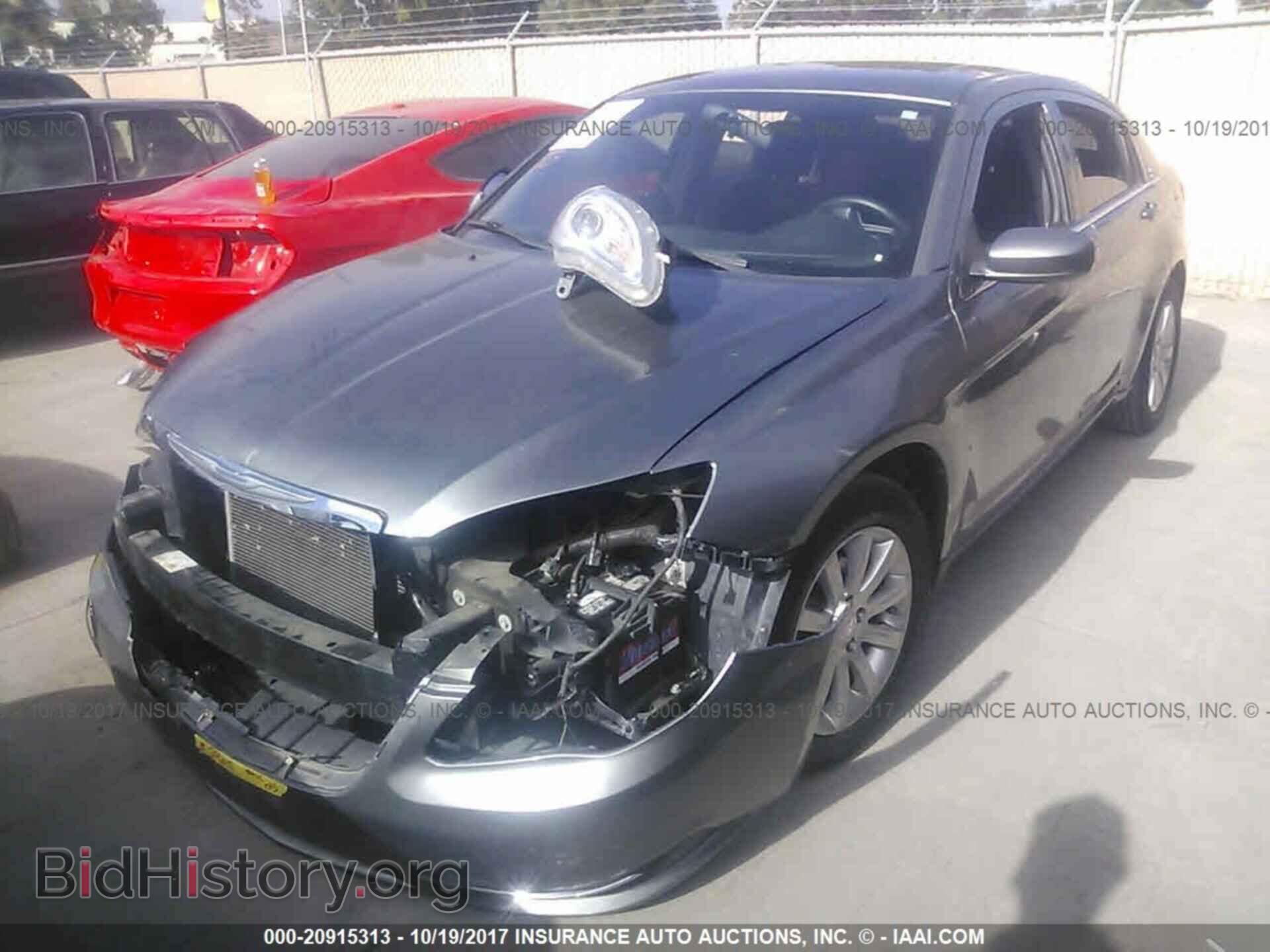 2012 Chrysler 200 - VIN: 1C3CCBBB1CN119976 - Photo 2