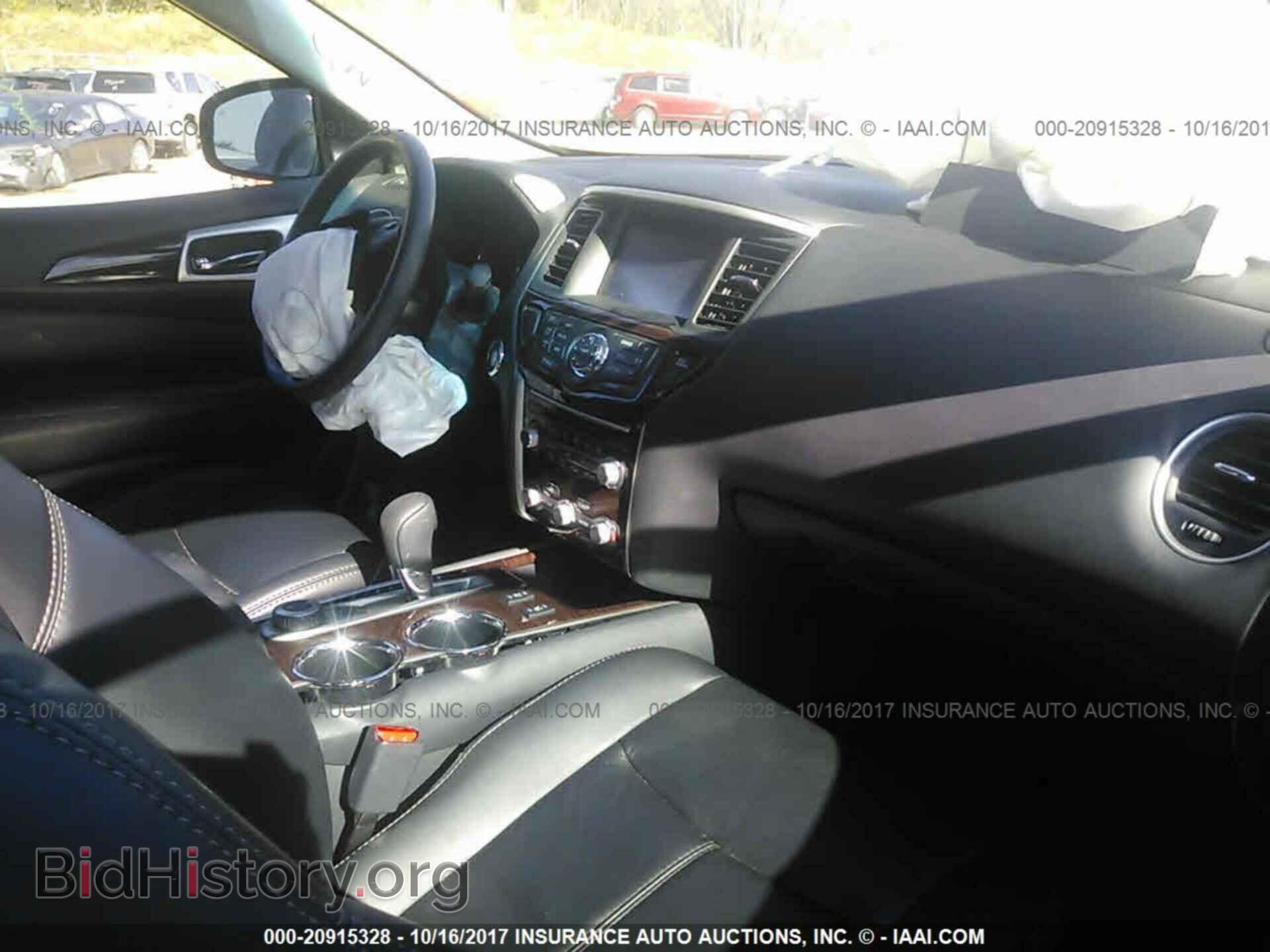 2015 Nissan Pathfinder - VIN: 5N1AR2MM4FC719693 - Photo 5