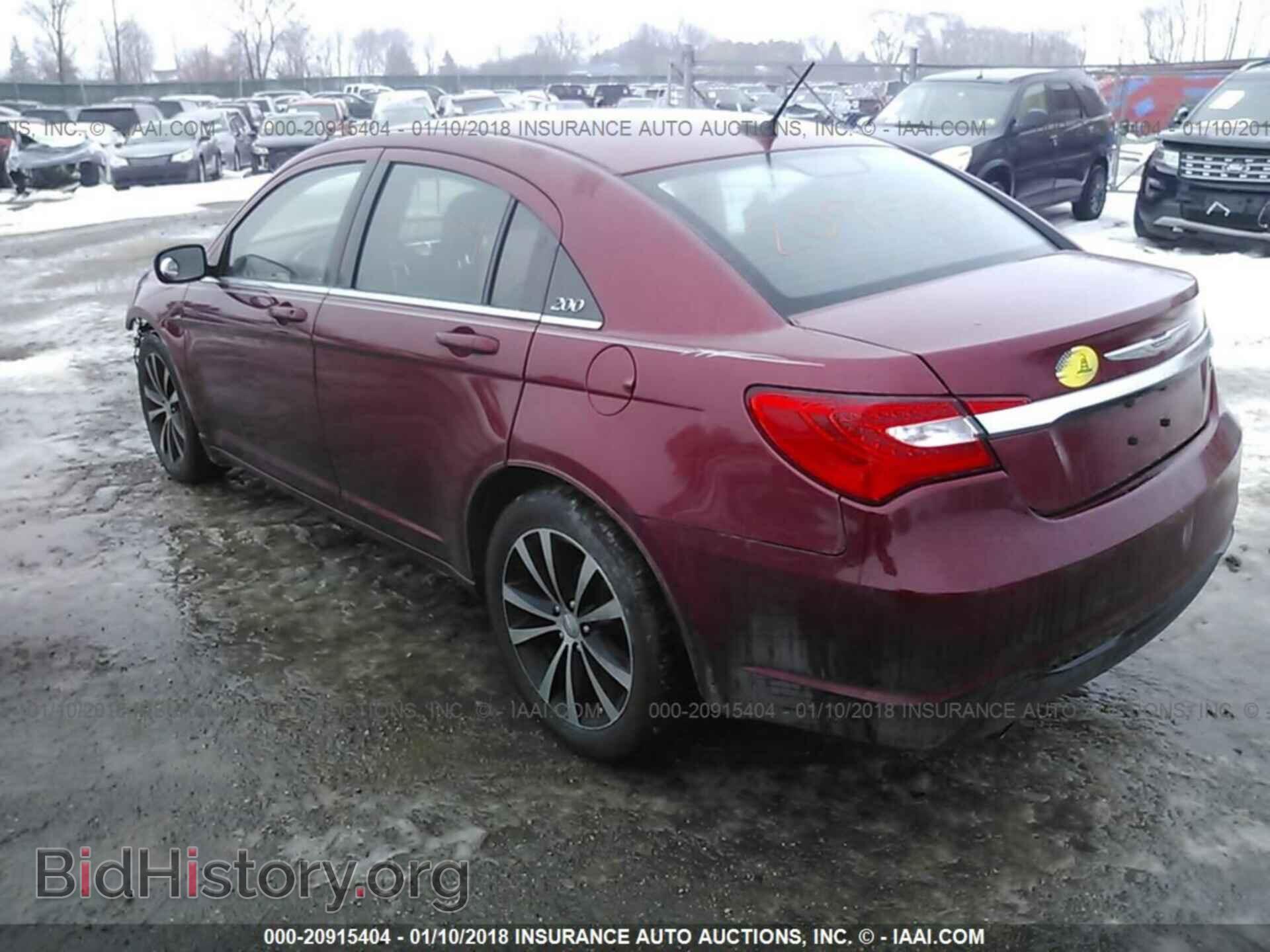2014 Chrysler 200 - VIN: 1C3CCBBG8EN115499 - Фото 3
