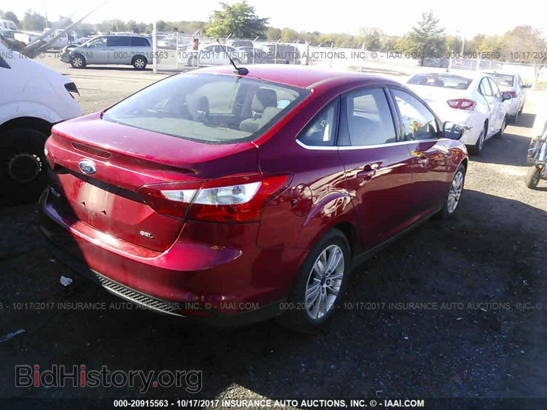 2012 Ford Focus - VIN: 1FAHP3H29CL361225 - Photo 4