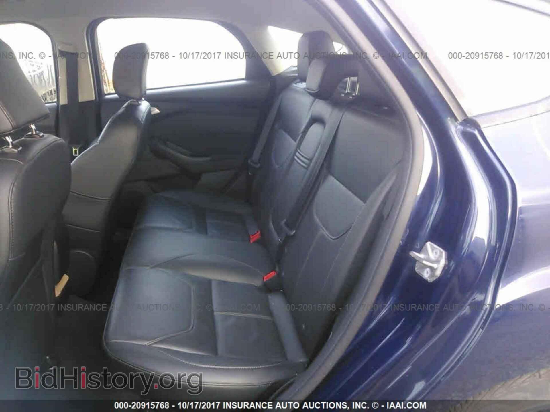 2016 Ford Focus - VIN: 1FADP3K22GL299177 - Photo 8