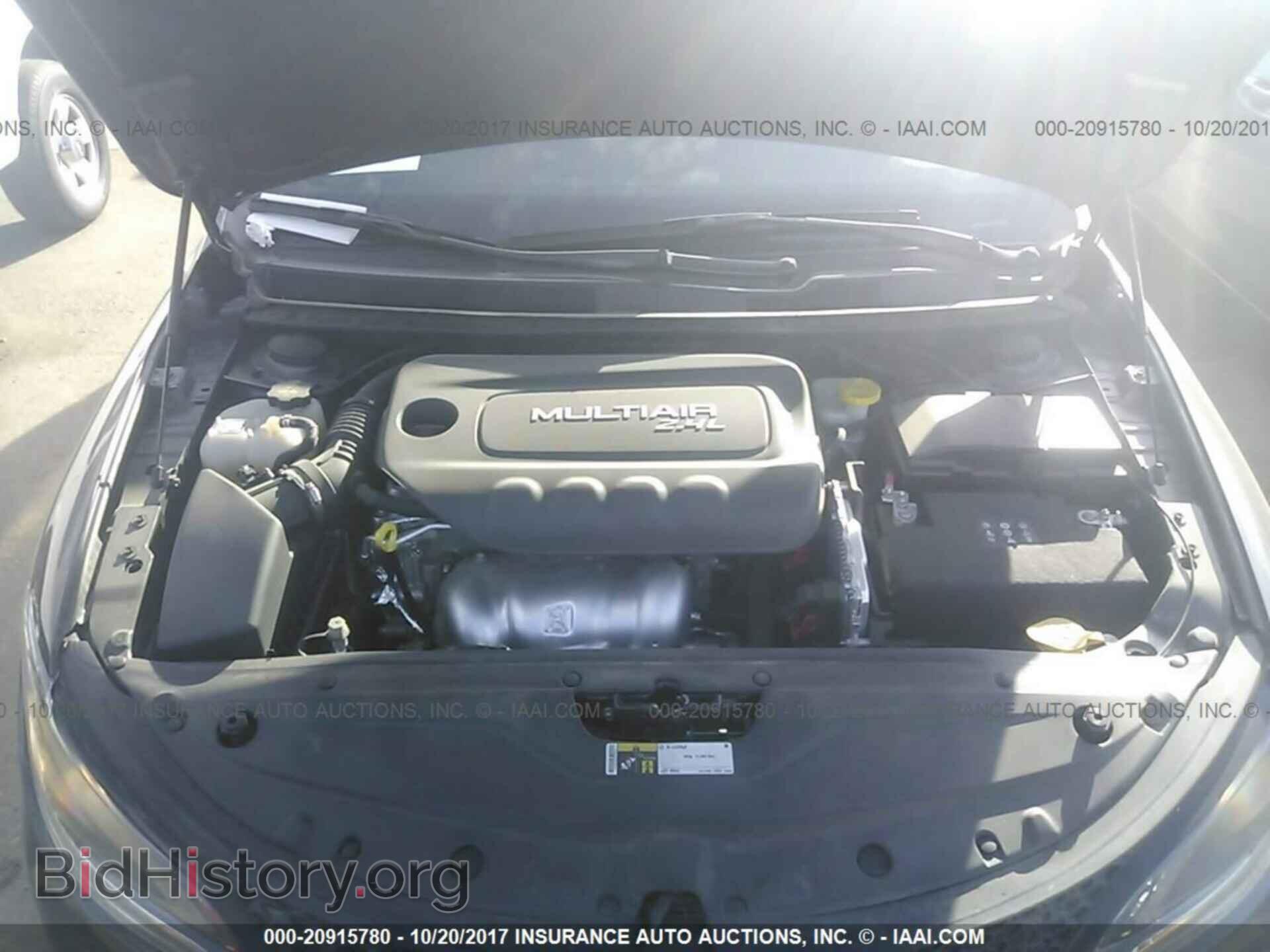 2016 Chrysler 200 - VIN: 1C3CCCBB0GN133315 - Фото 10