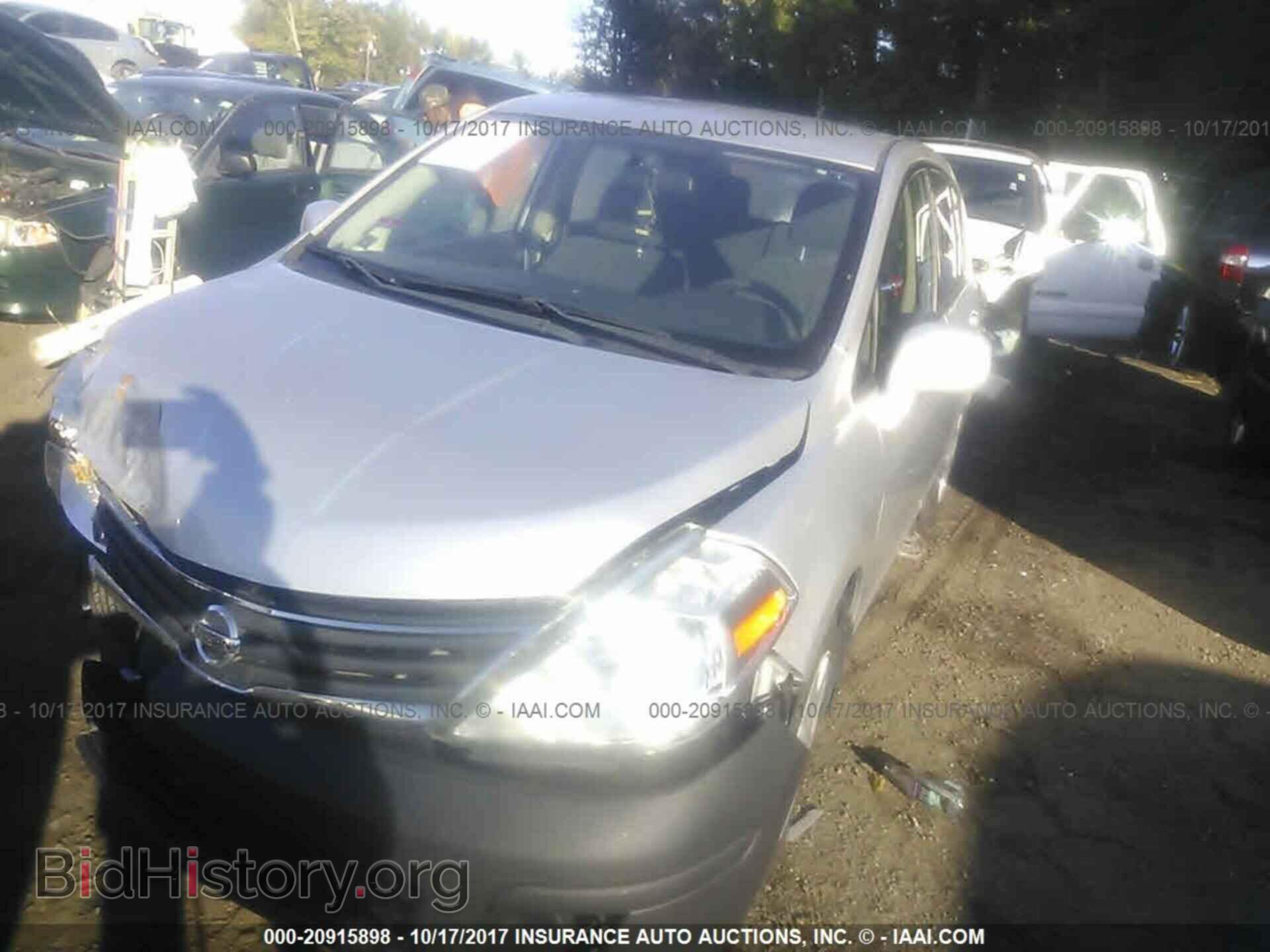 2011 Nissan Versa - VIN: 3N1BC1CP3BL483944 - Фото 2