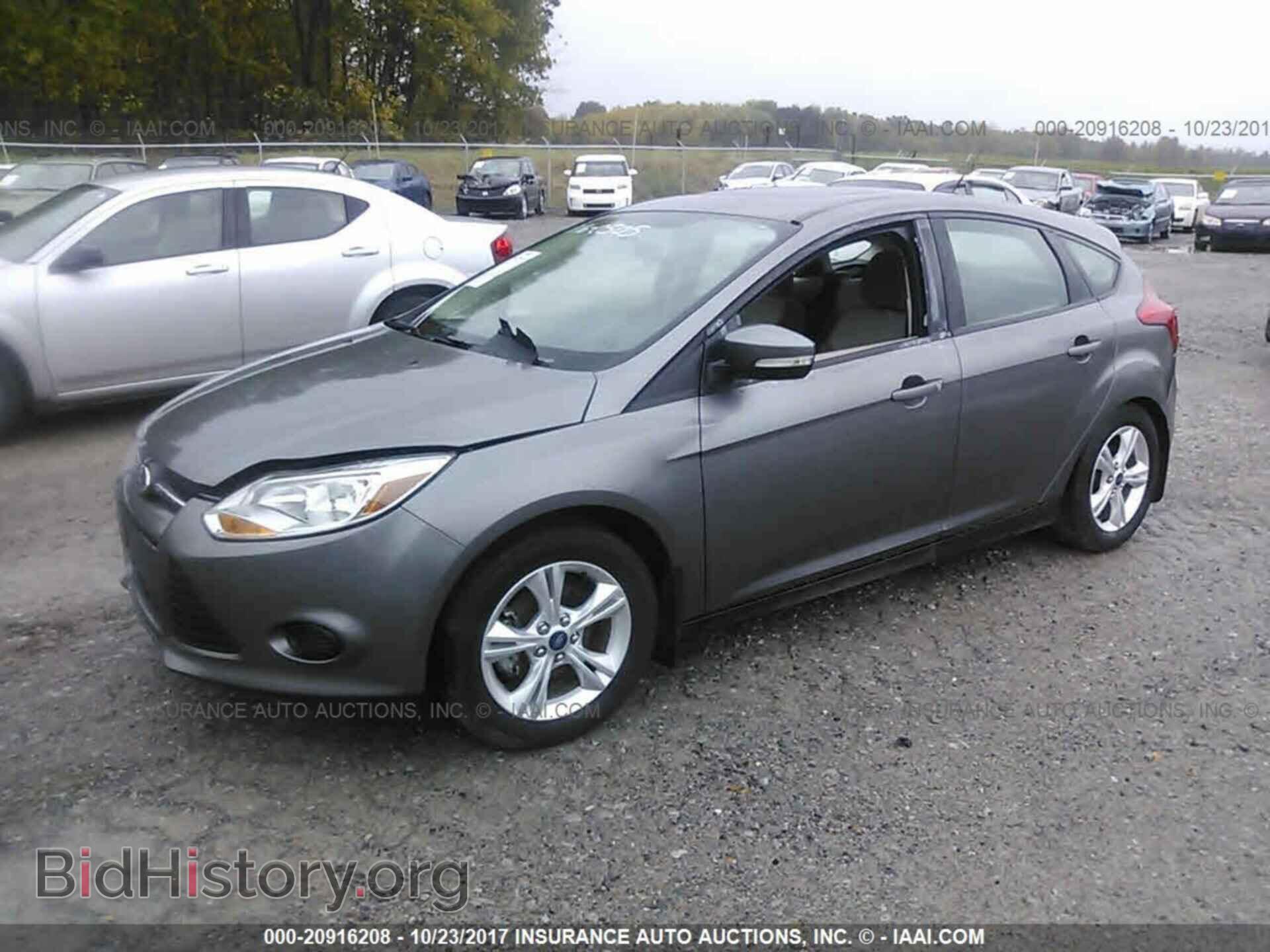 2014 Ford Focus - VIN: 1FADP3K29EL203624 - Фото 2