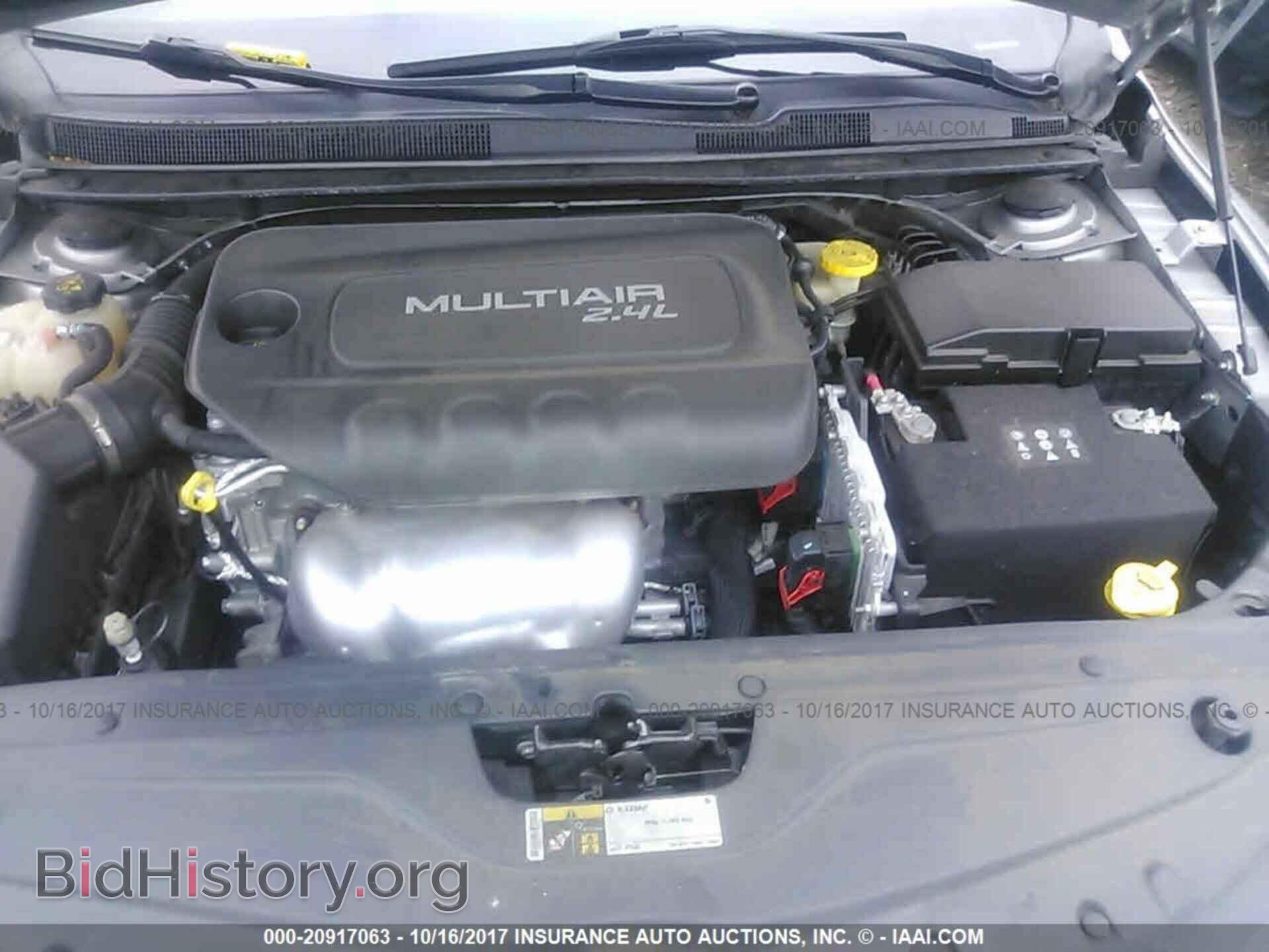 2015 Chrysler 200 - VIN: 1C3CCCAB1FN722762 - Photo 10