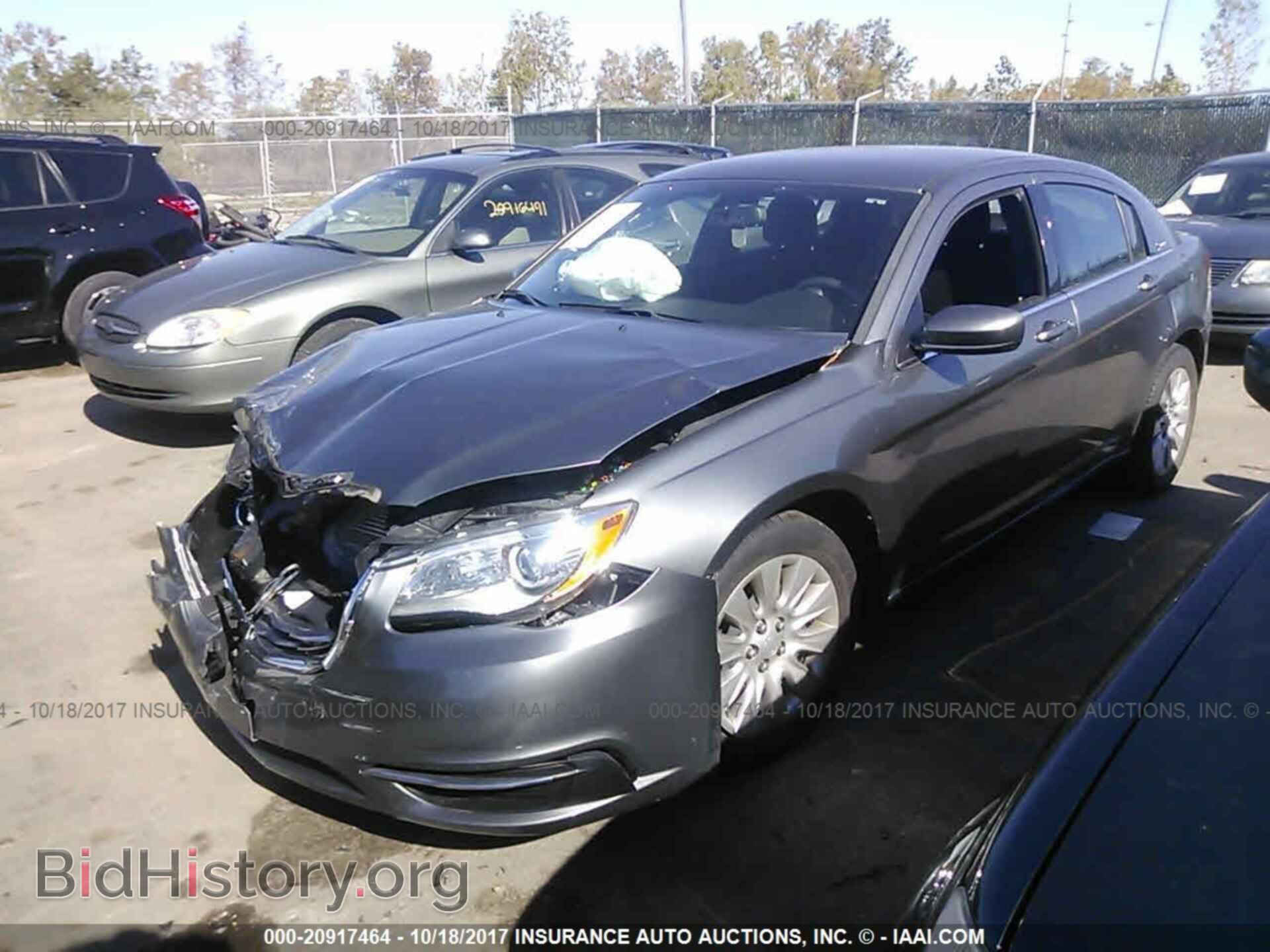 2013 Chrysler 200 - VIN: 1C3CCBAG8DN728125 - Фото 2