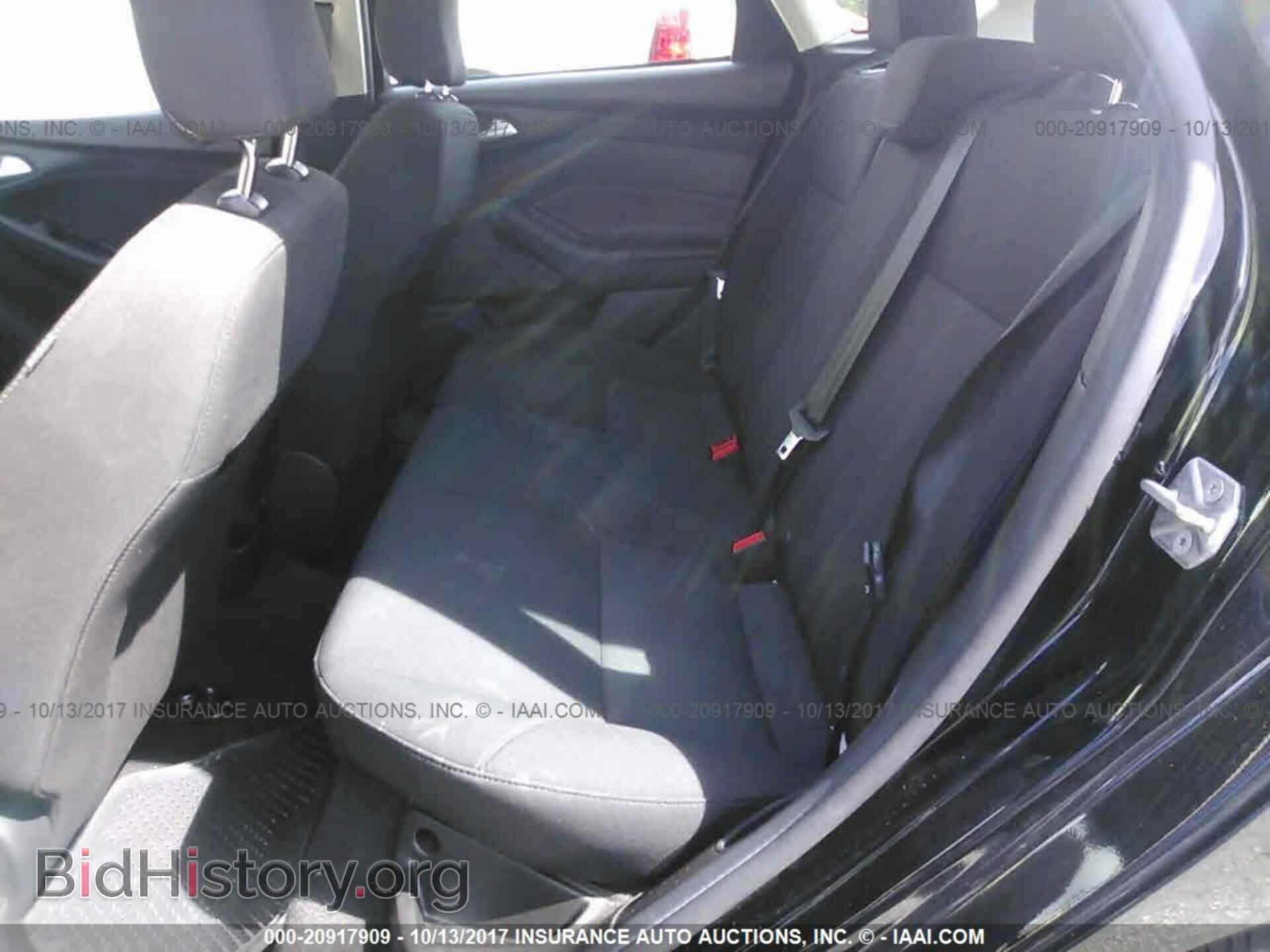 2016 Ford Focus - VIN: 1FADP3K25GL352180 - Photo 8