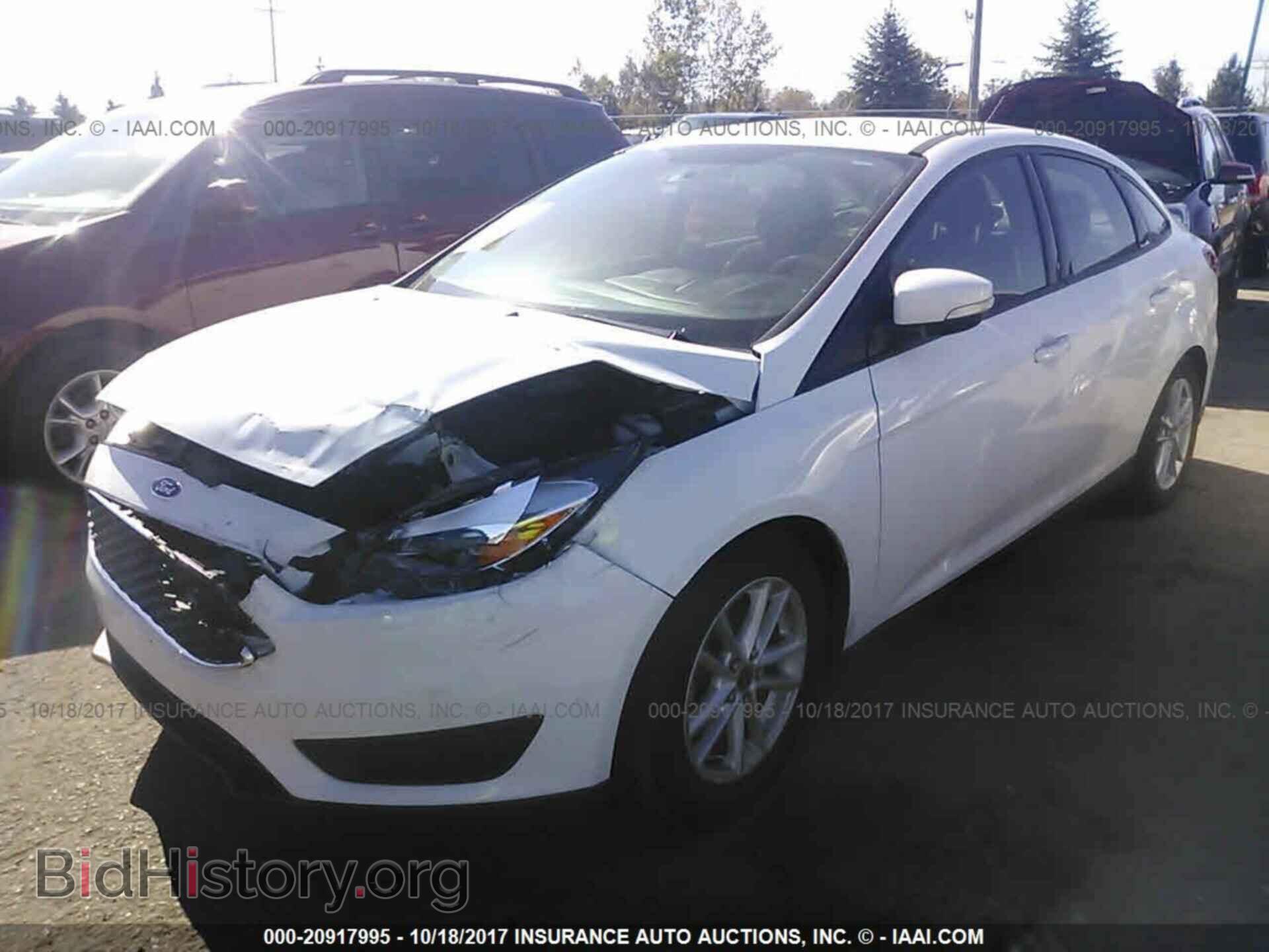 2015 Ford Focus - VIN: 1FADP3F24FL243783 - Photo 2