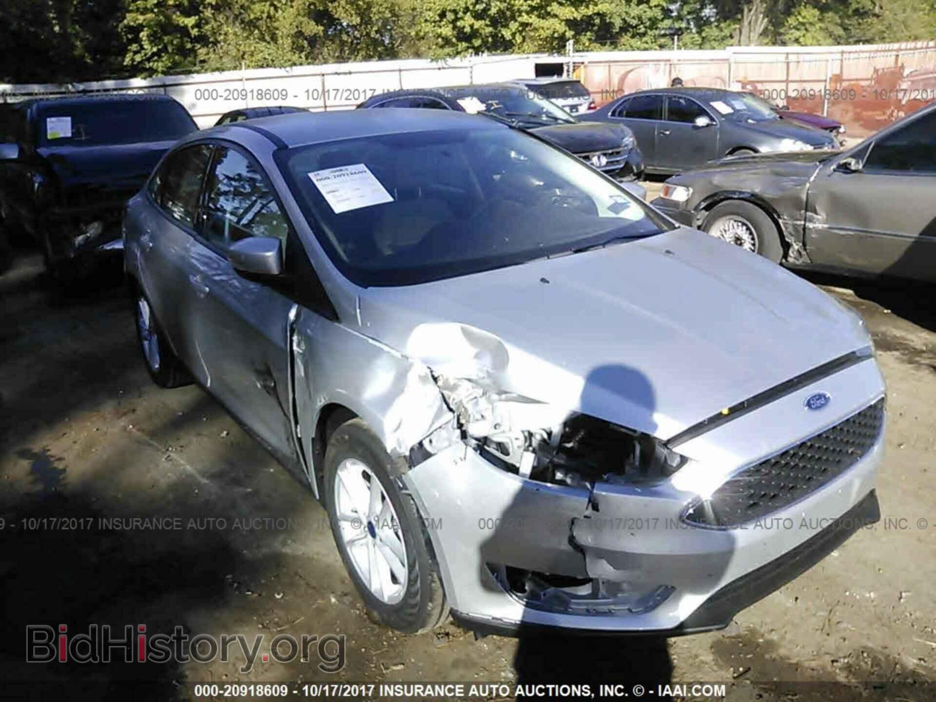 Photo 1FADP3F25HL295586 - Ford Focus 2017