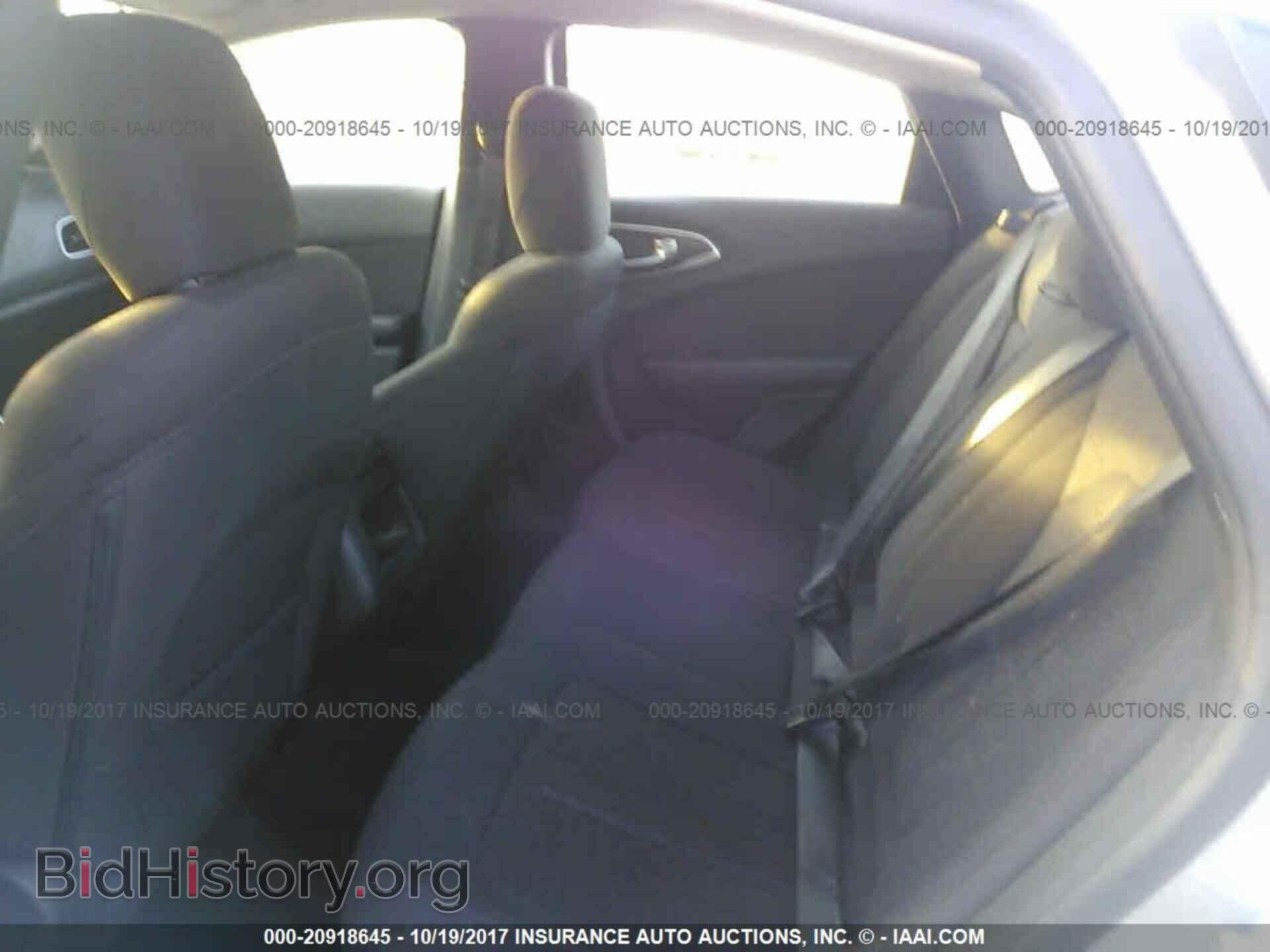2016 Chrysler 200 - VIN: 1C3CCCAB1GN115276 - Photo 8