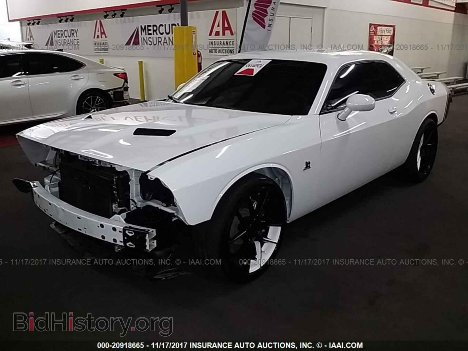 2016 Dodge Challenger - VIN: 2C3CDZFJXGH262527 - Photo 2
