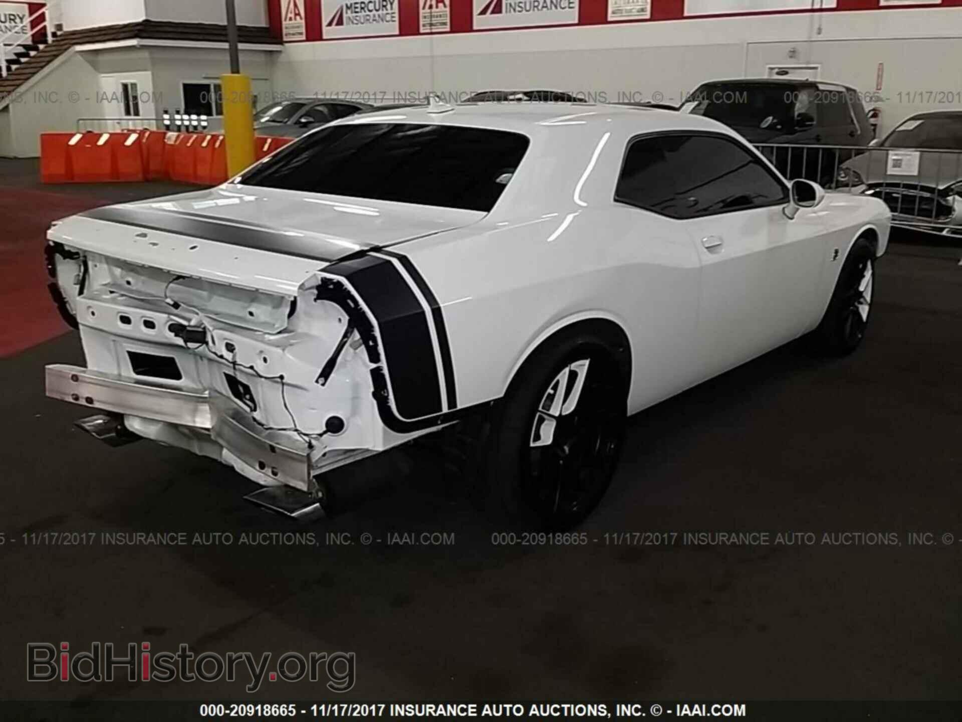 2016 Dodge Challenger - VIN: 2C3CDZFJXGH262527 - Photo 4