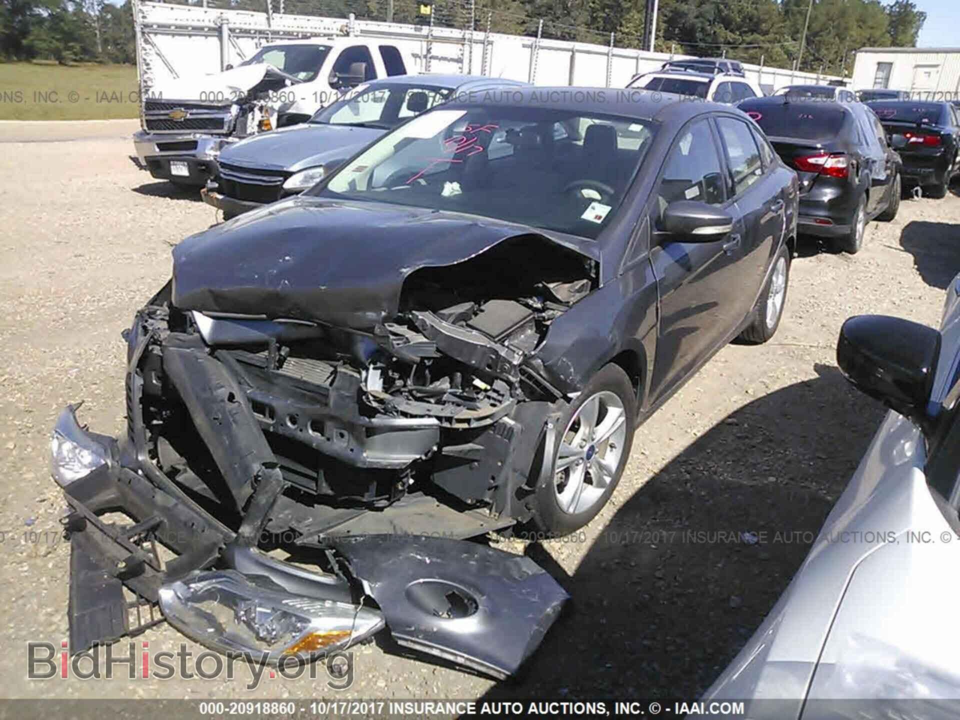 2014 Ford Focus - VIN: 1FADP3F27EL152988 - Фото 2