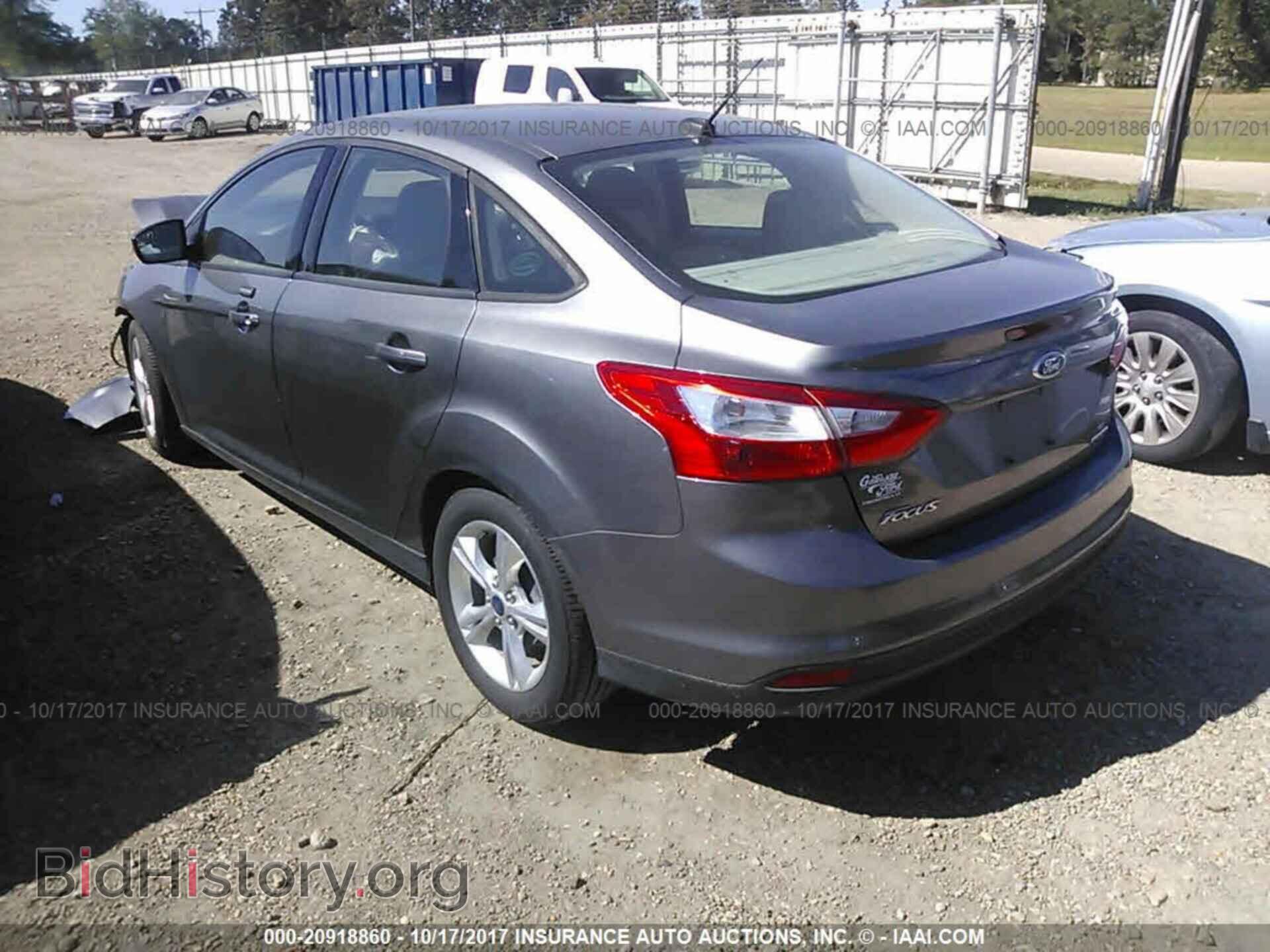 2014 Ford Focus - VIN: 1FADP3F27EL152988 - Фото 3