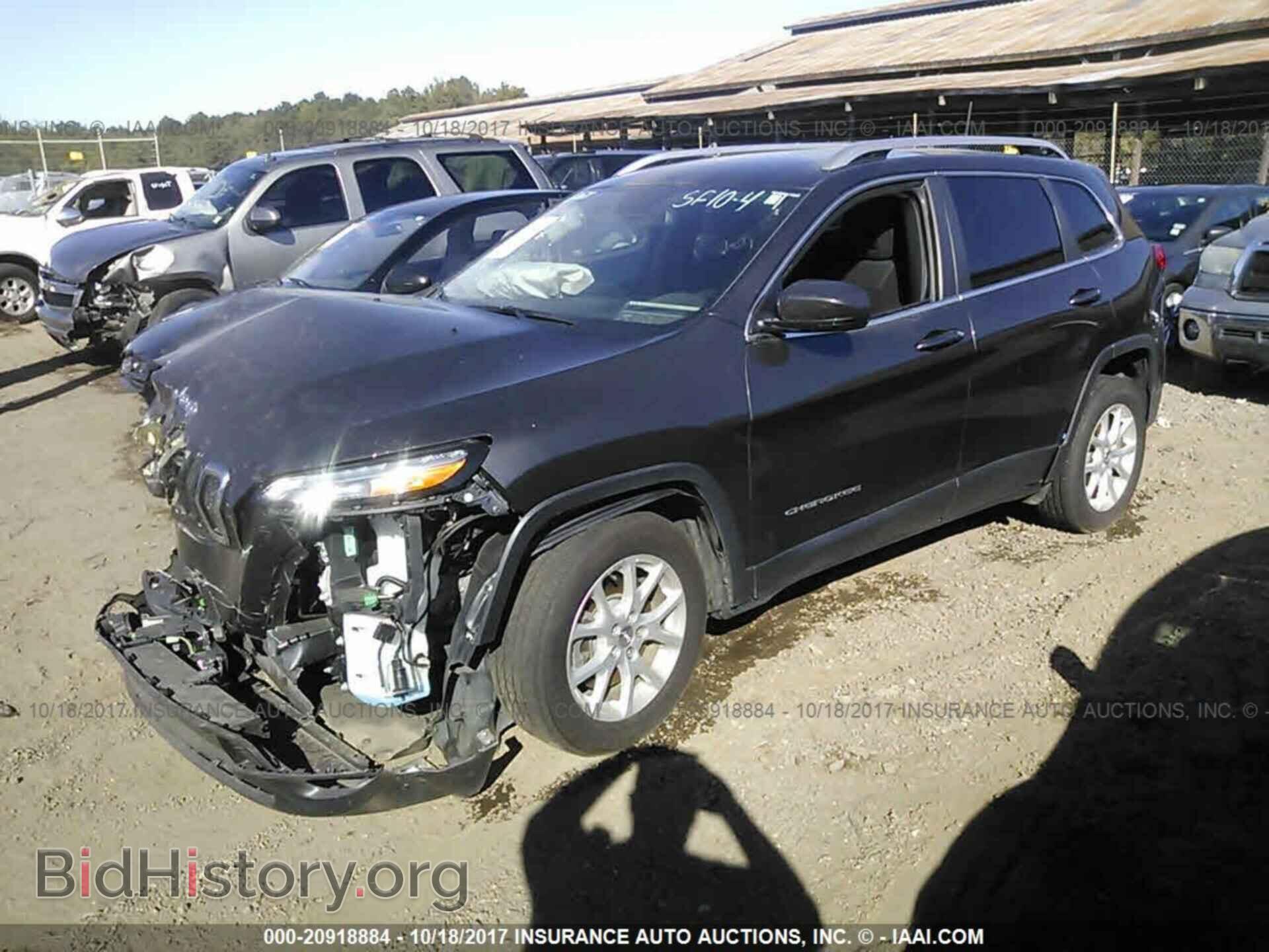 2017 Jeep Cherokee - VIN: 1C4PJLCB4HW540664 - Фото 2
