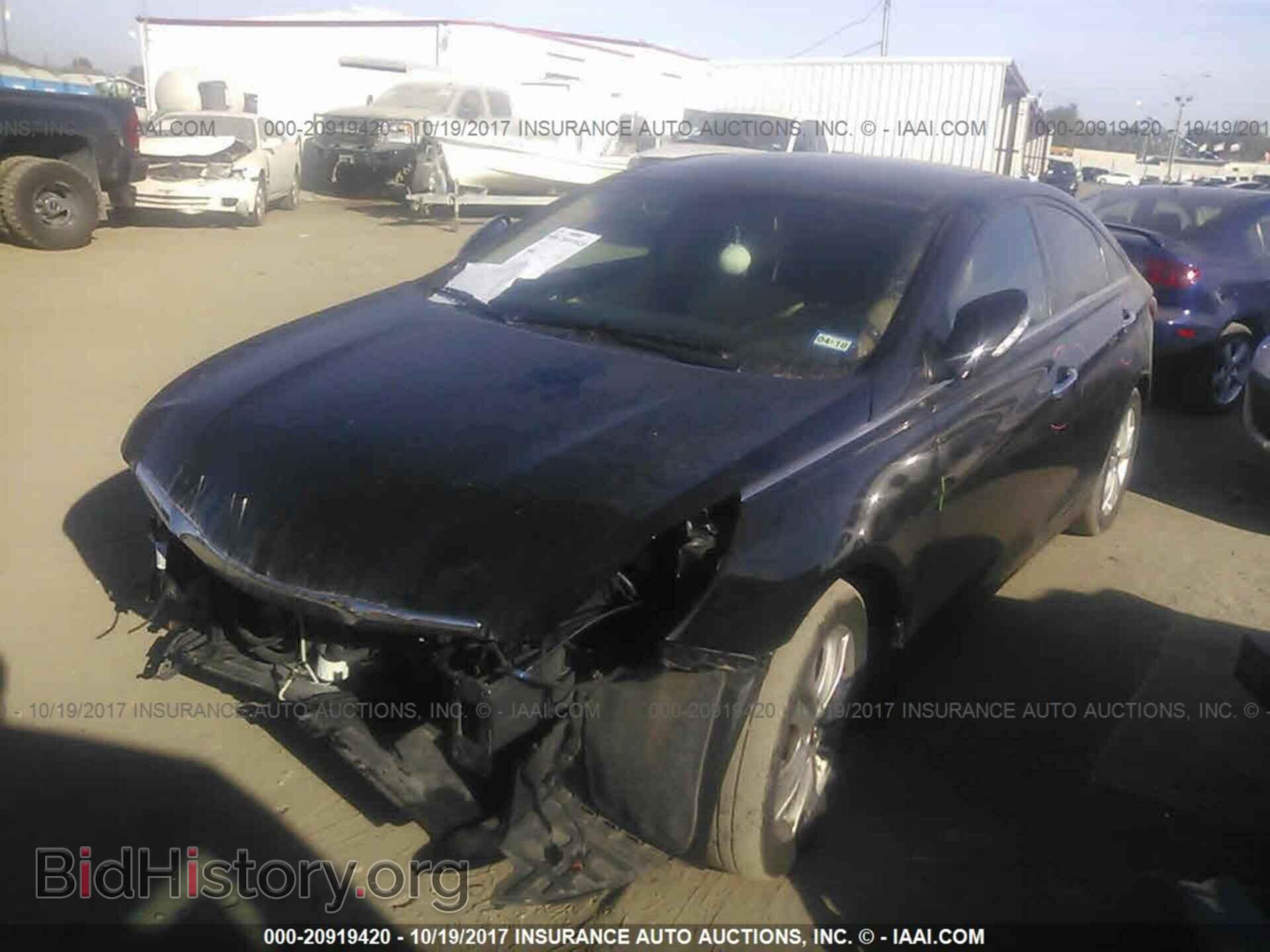 2012 Hyundai Sonata - VIN: 5NPEC4AC8CH445204 - Photo 2