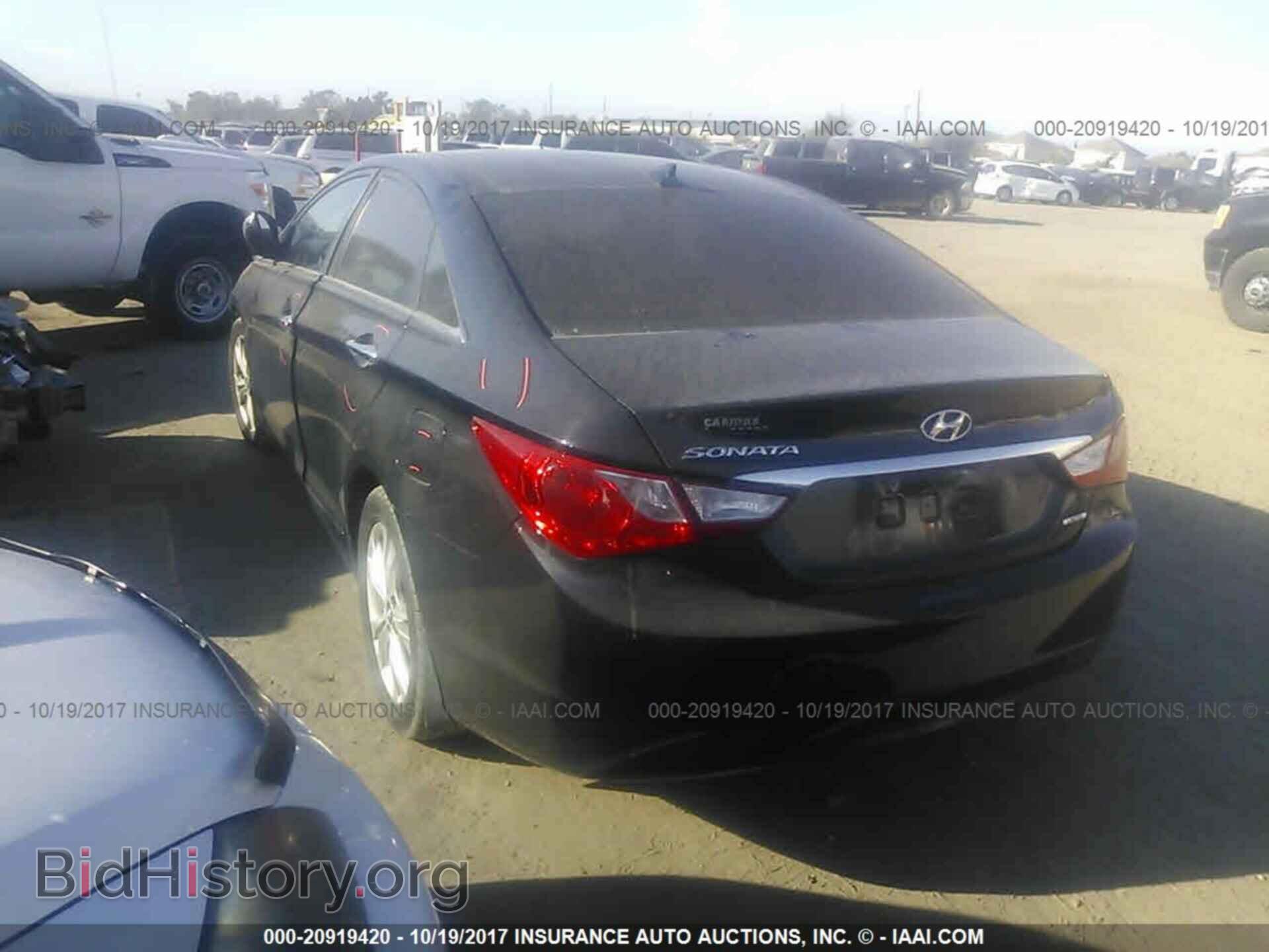 2012 Hyundai Sonata - VIN: 5NPEC4AC8CH445204 - Photo 3