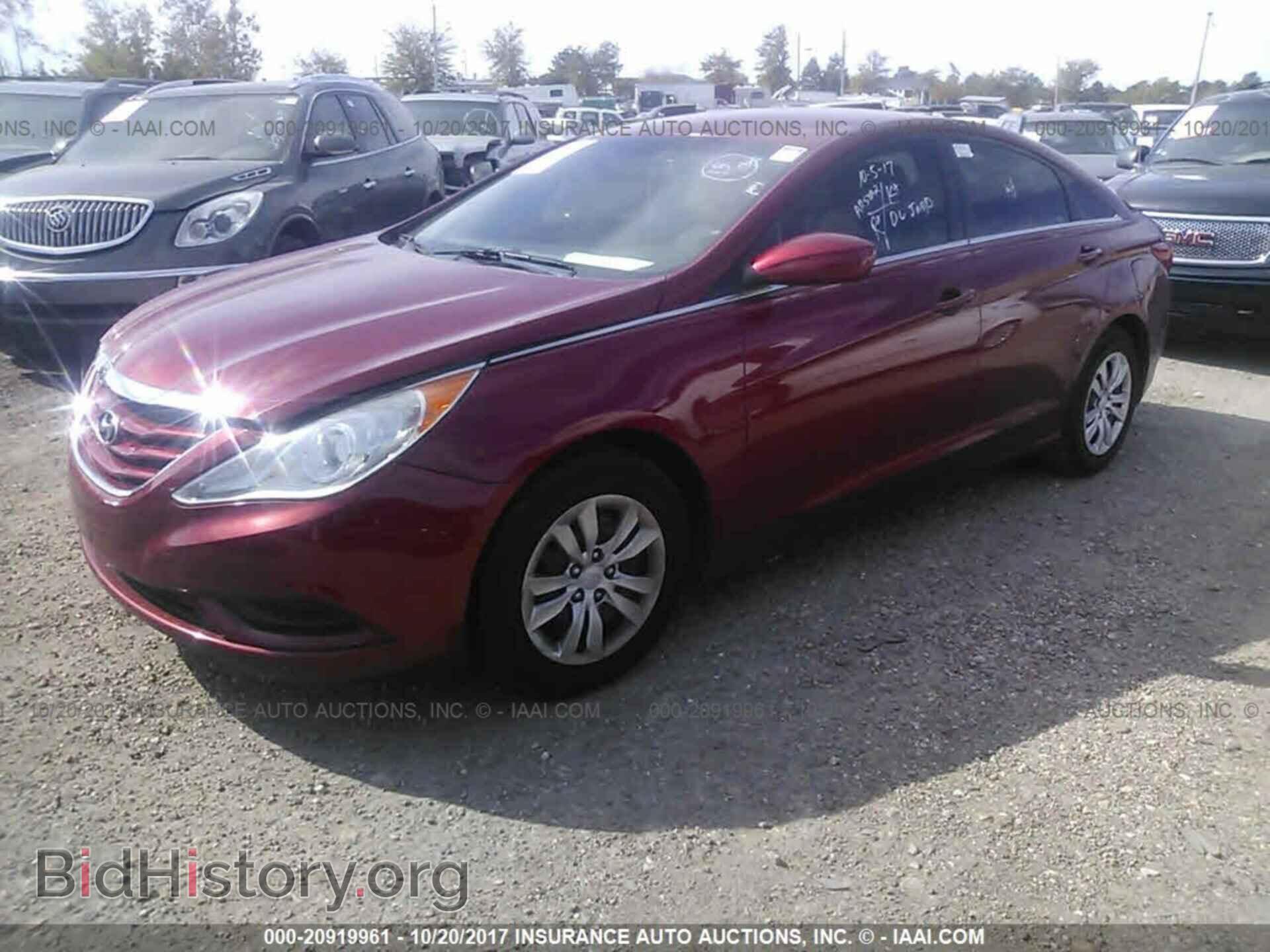 2012 Hyundai Sonata - VIN: 5NPEB4AC3CH397632 - Фото 2