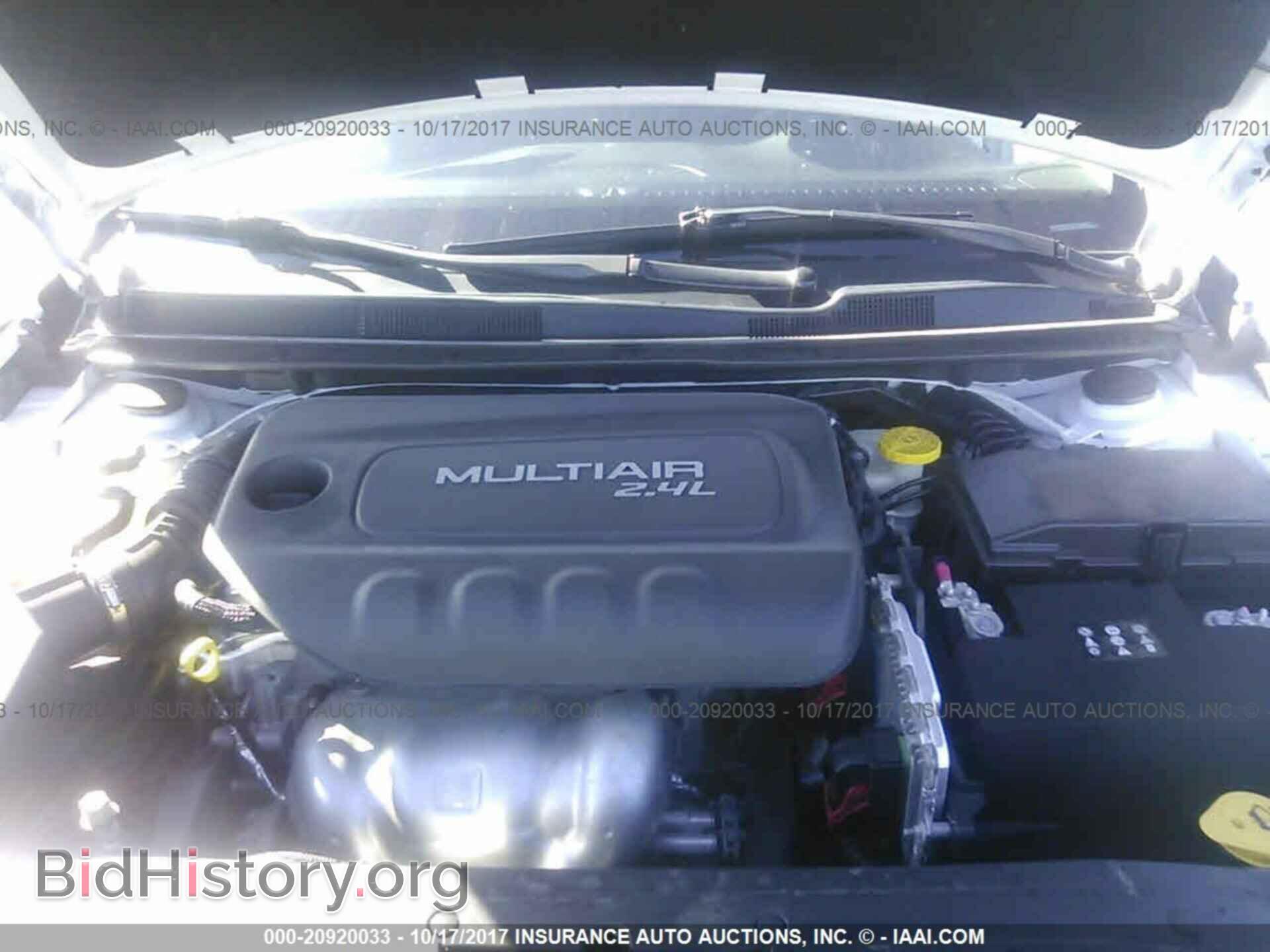 2015 Chrysler 200 - VIN: 1C3CCCAB7FN732423 - Фото 10