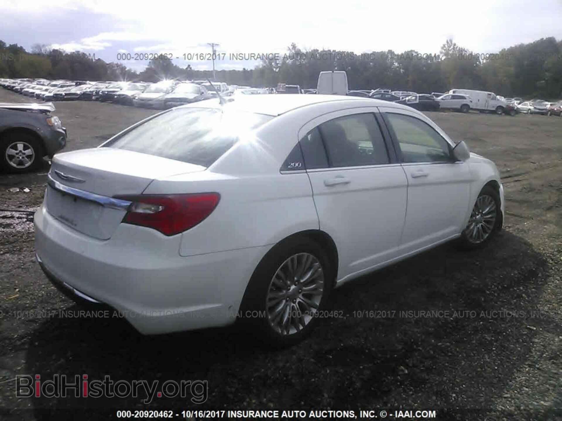 2012 Chrysler 200 - VIN: 1C3CCBAB8CN256835 - Фото 4