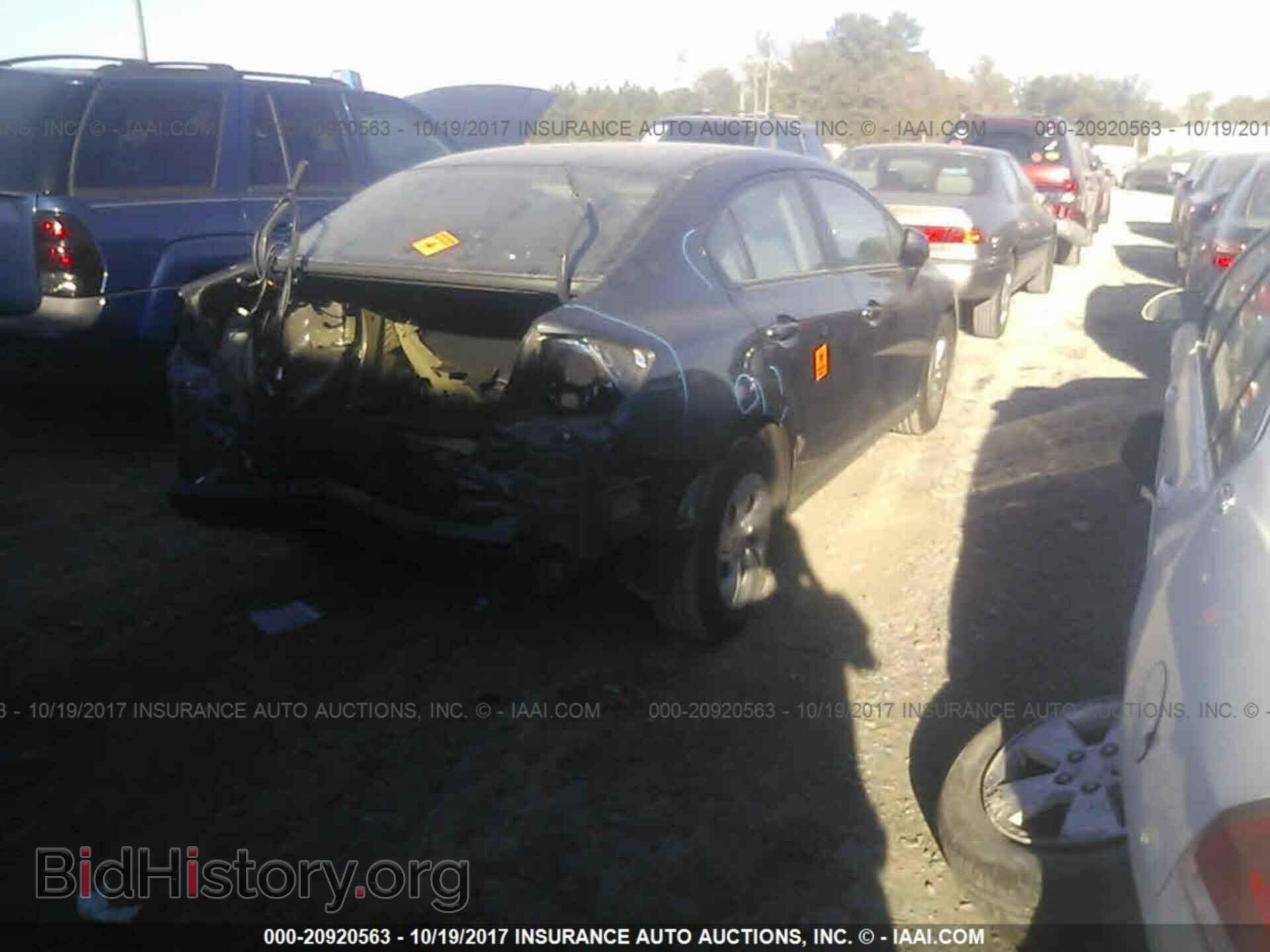 2013 Honda Civic - VIN: 2HGFB2F52DH597979 - Фото 4