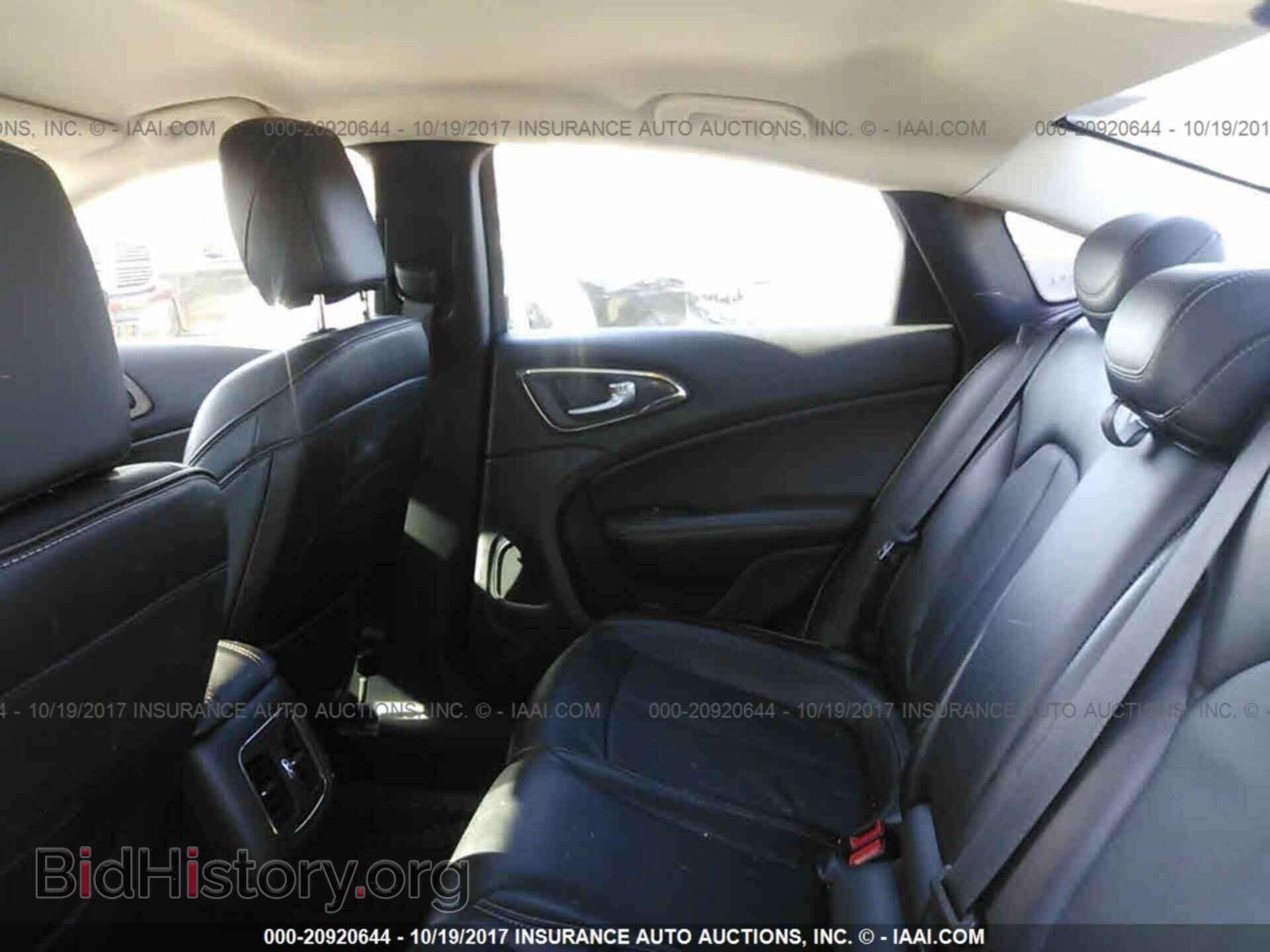 2015 Chrysler 200 - VIN: 1C3CCCEG3FN553611 - Photo 8