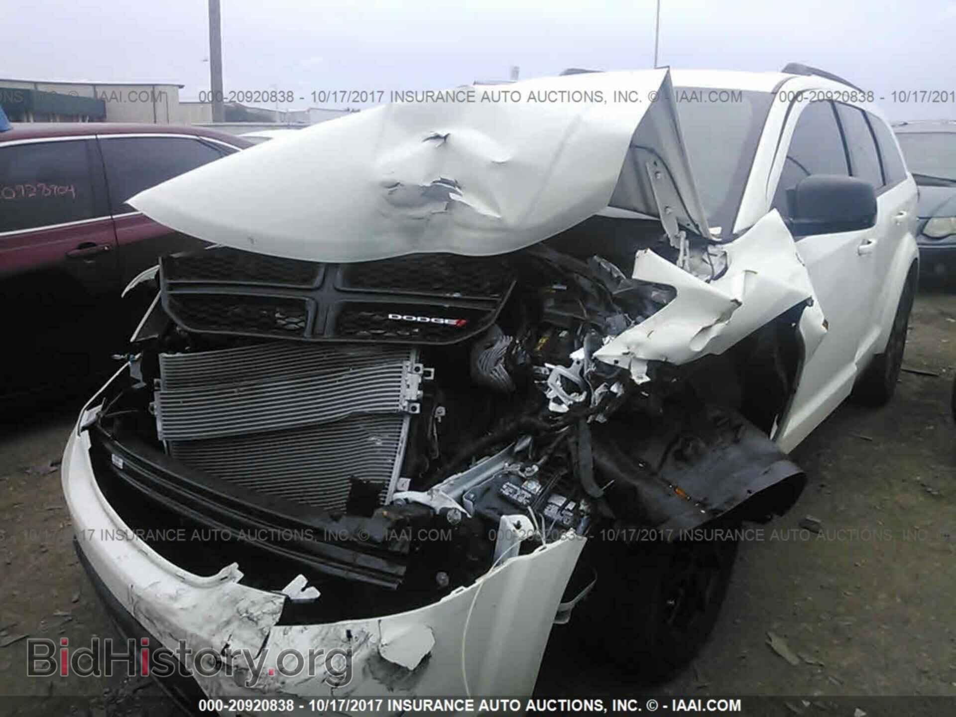 2017 Dodge Journey - VIN: 3C4PDCBB1HT552513 - Photo 2
