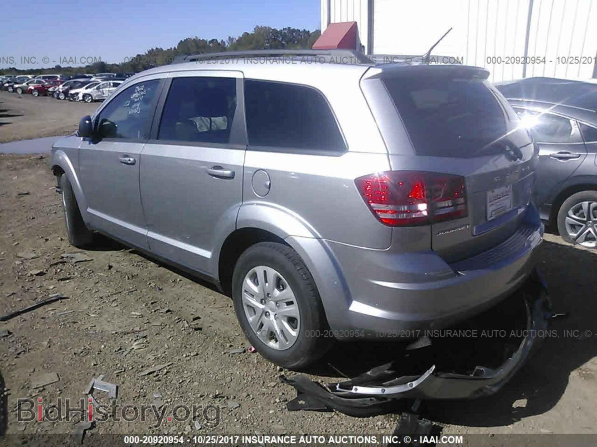 2017 Dodge Journey - VIN: 3C4PDCAB0HT636873 - Photo 3